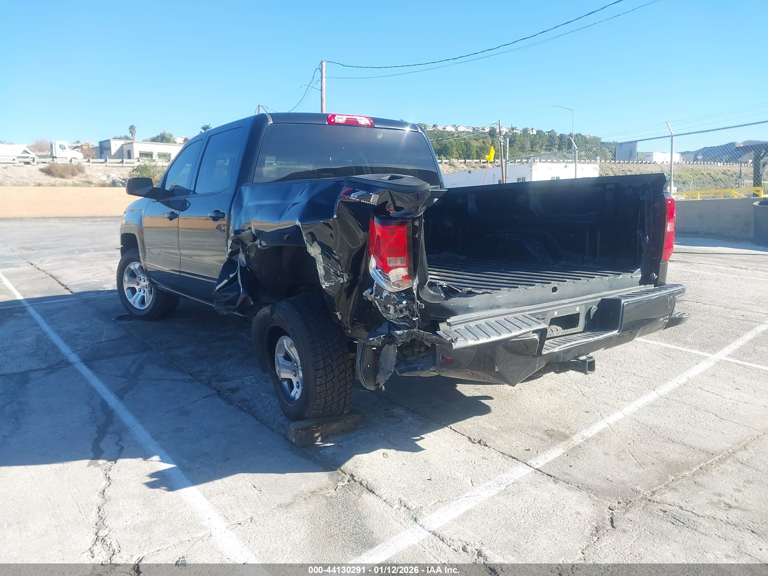 CHEVROLET SILVERADO image 3
