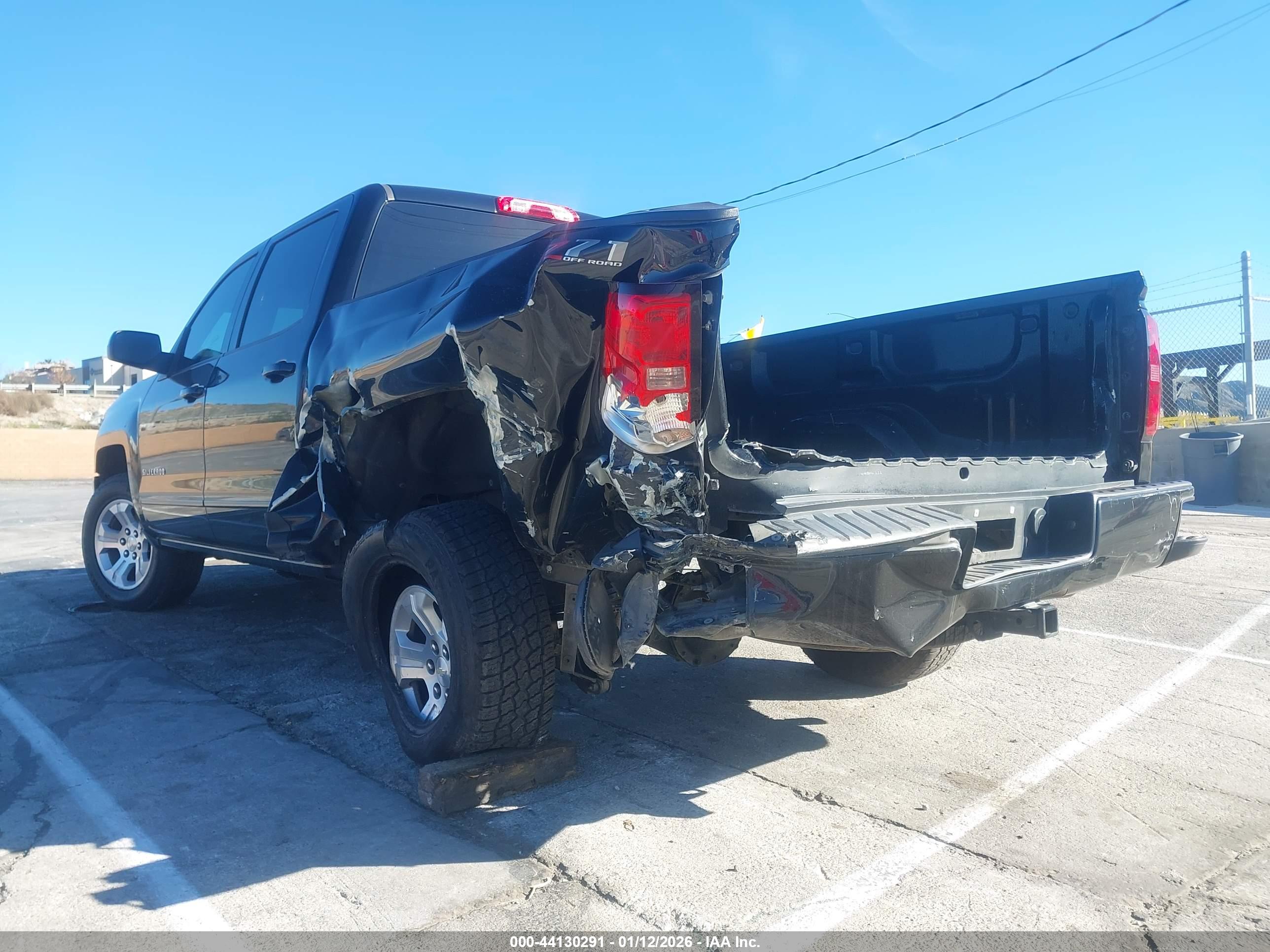 CHEVROLET SILVERADO image 6