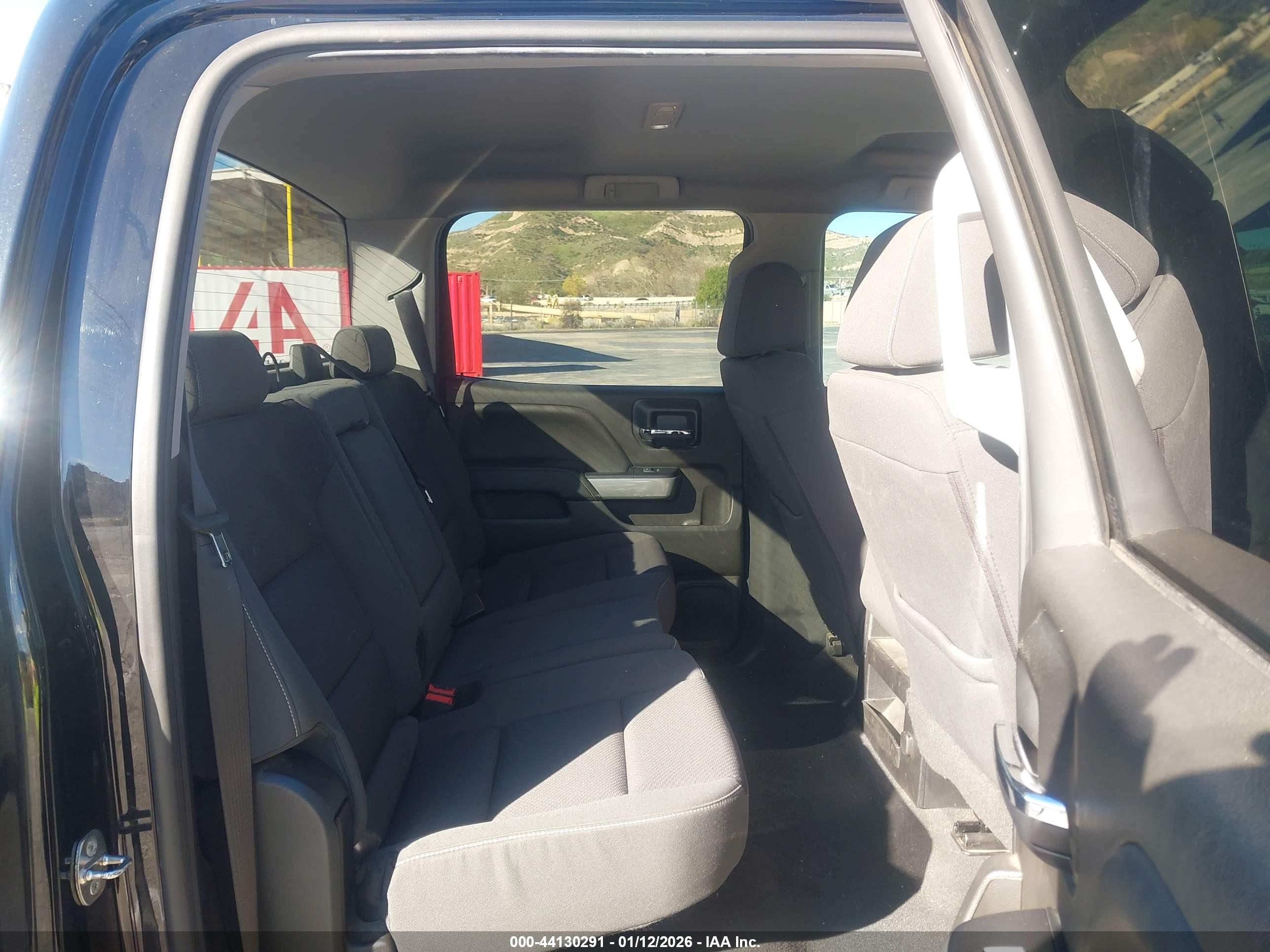 CHEVROLET SILVERADO image 8