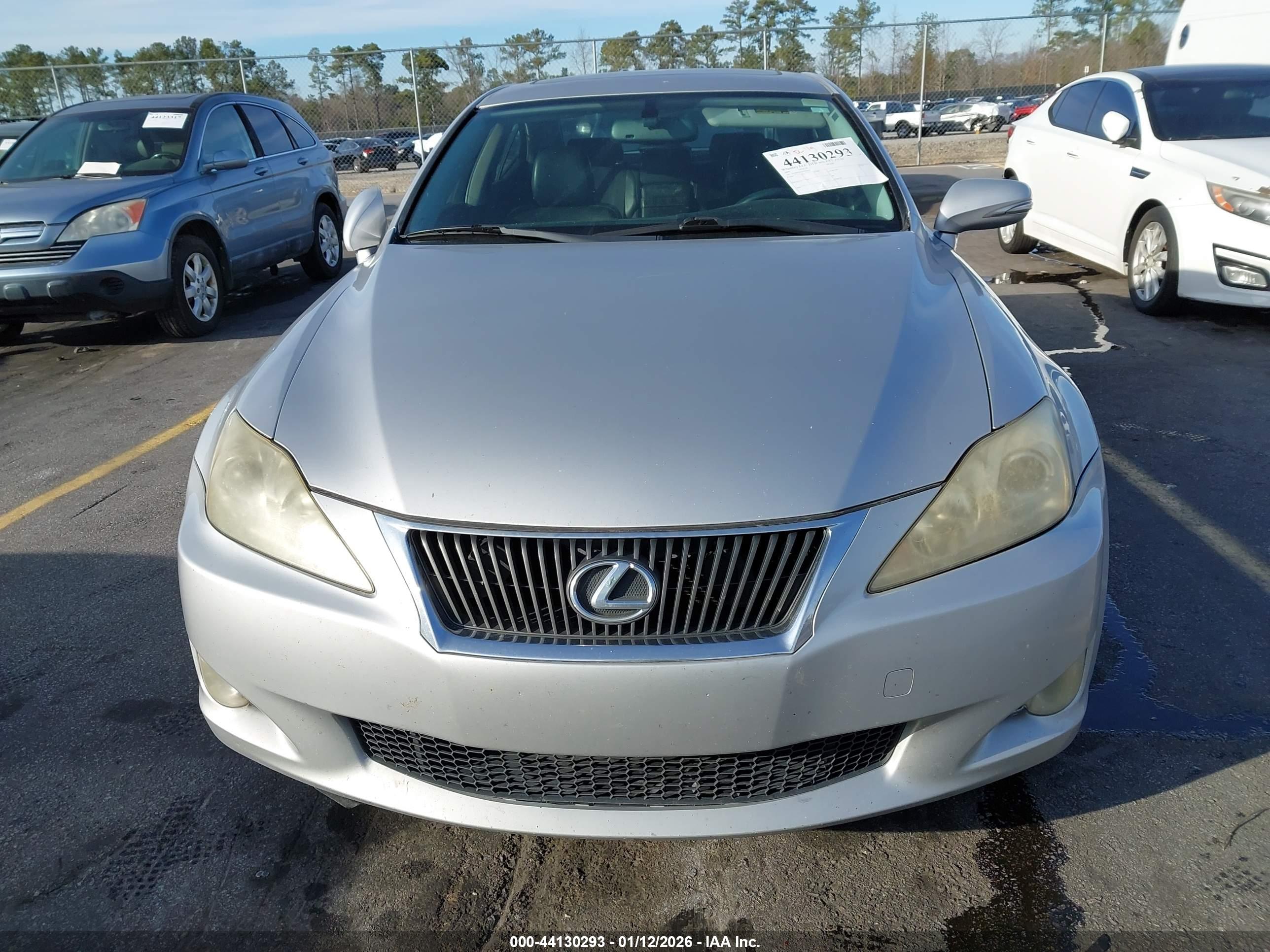 LEXUS IS image 6