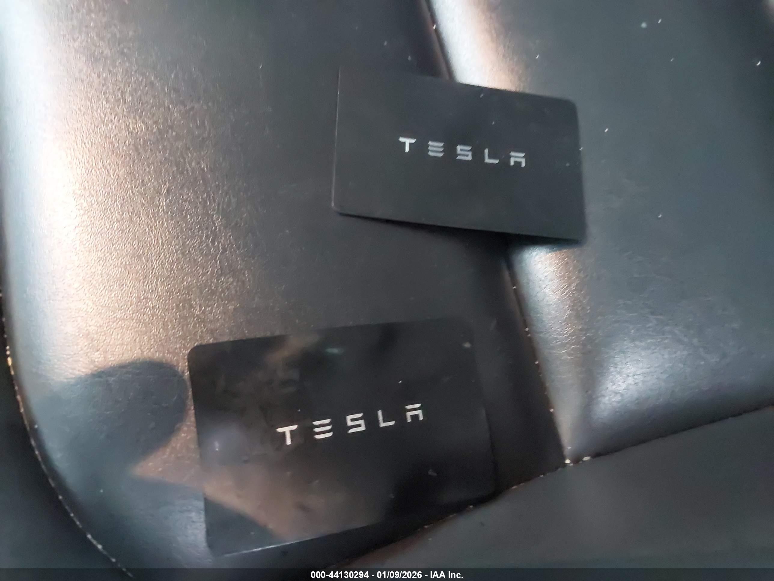 TESLA MODEL image 11