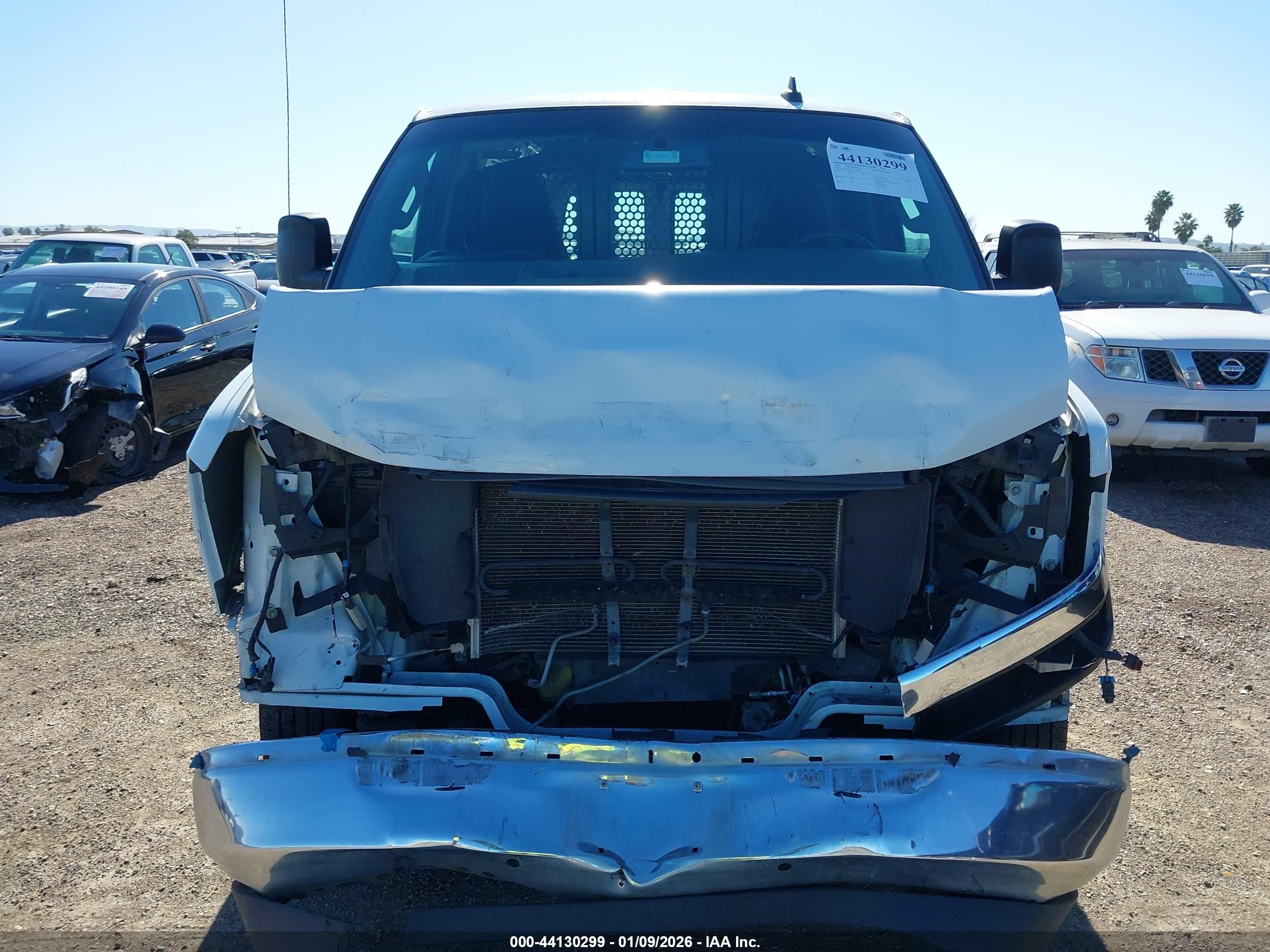 CHEVROLET EXPRESS image 6