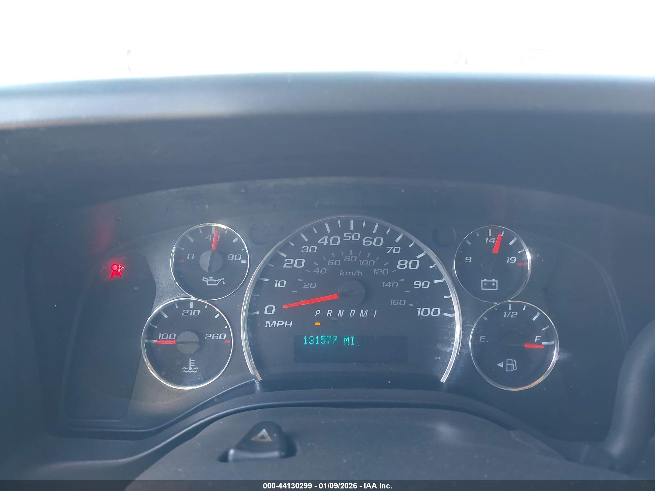 CHEVROLET EXPRESS image 7