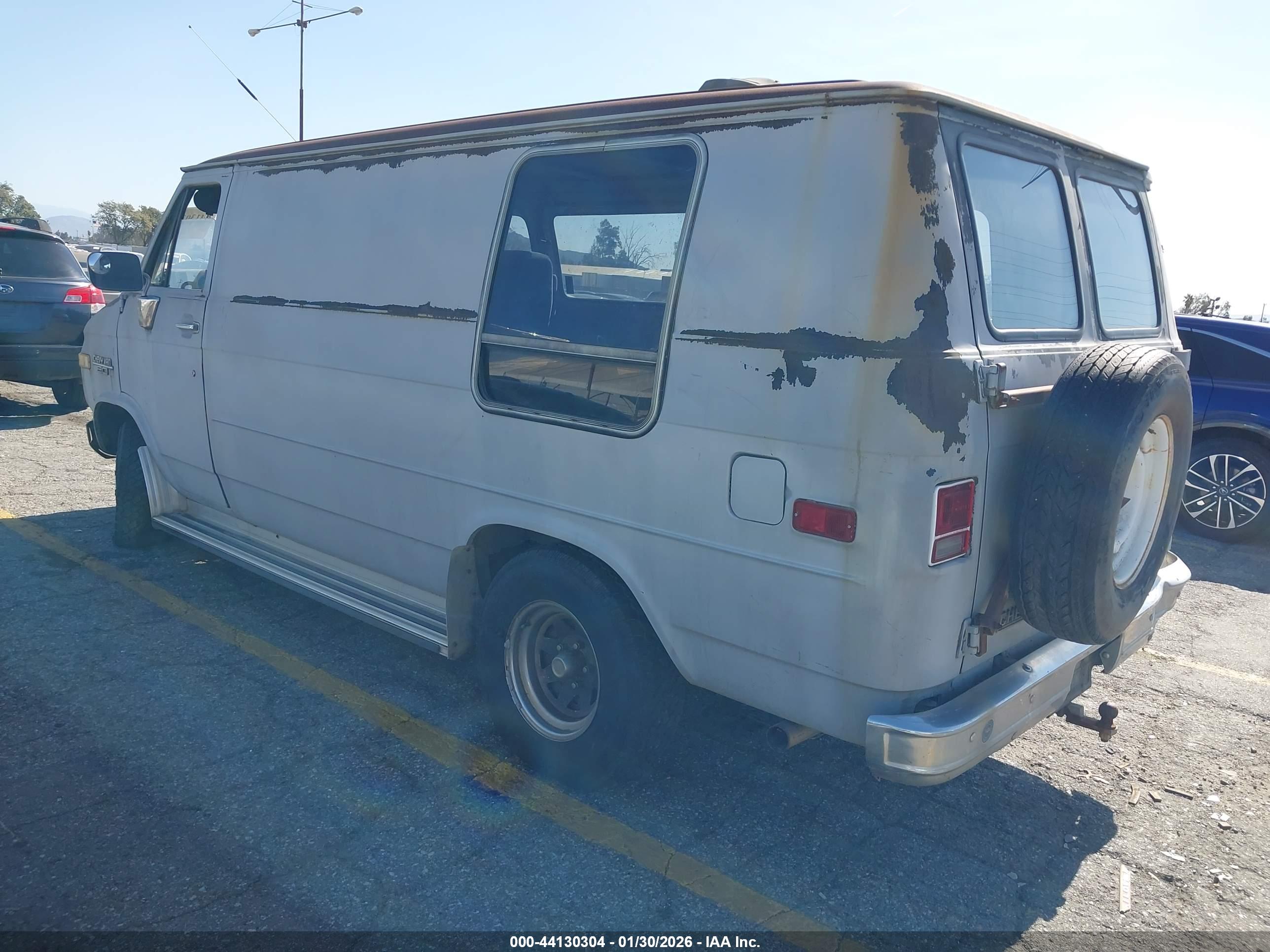 CHEVROLET G20 image 3