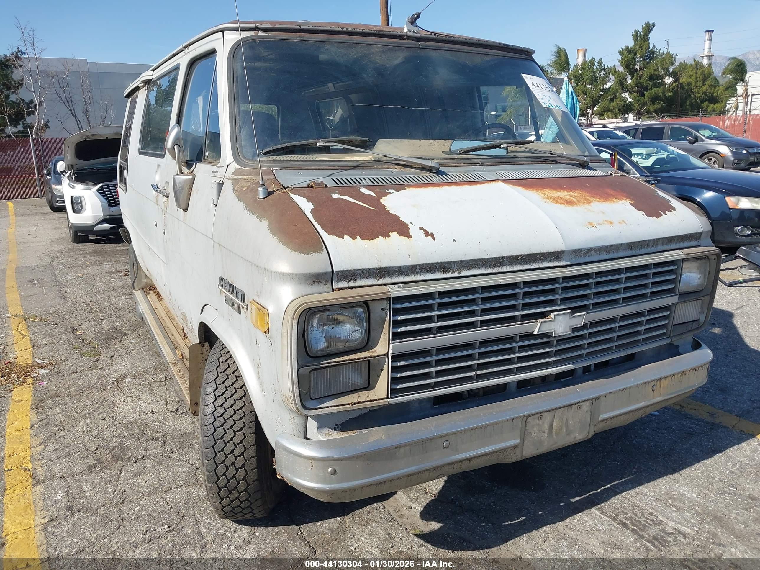 CHEVROLET G20 image 6