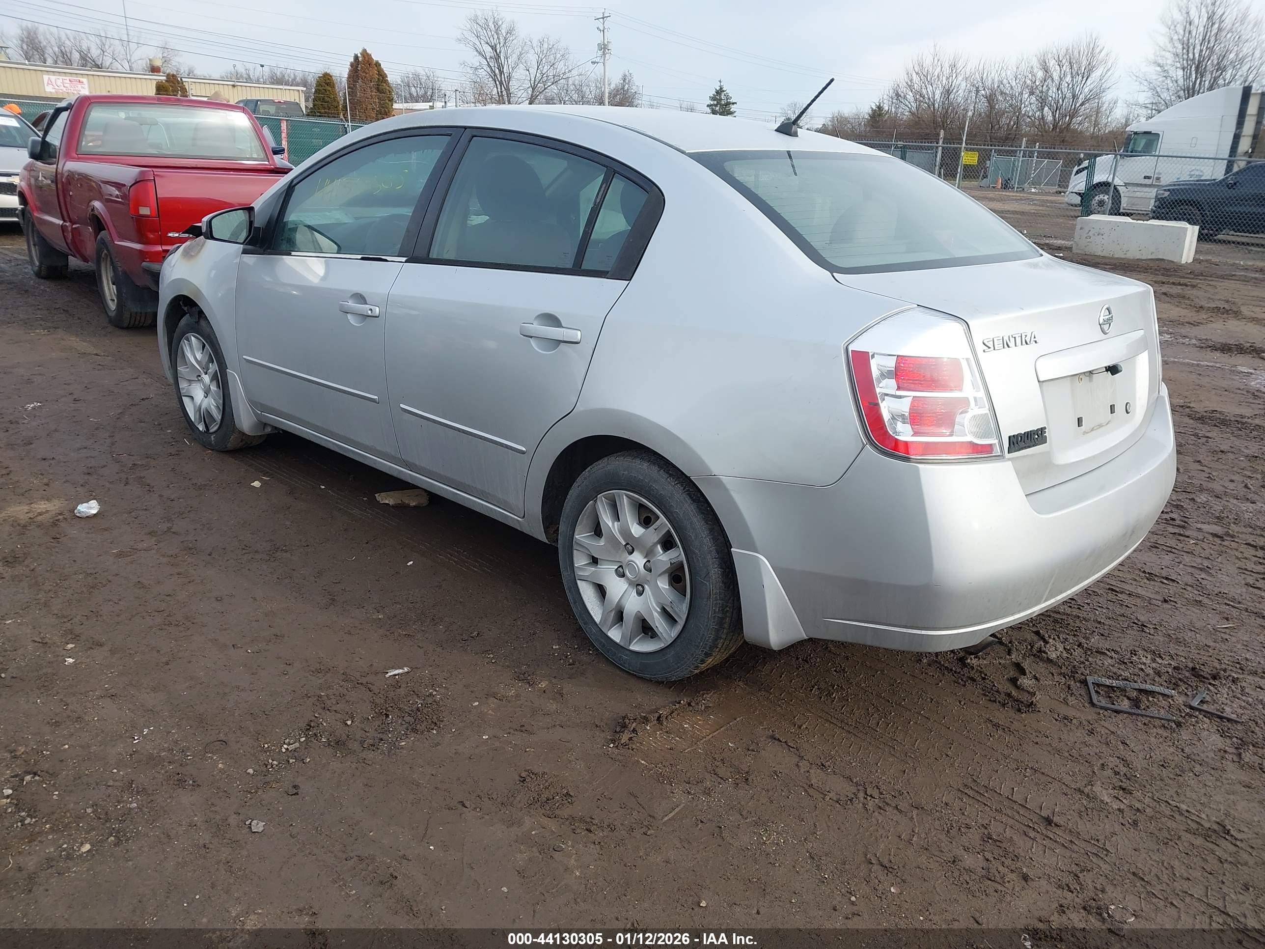 NISSAN SENTRA image 3