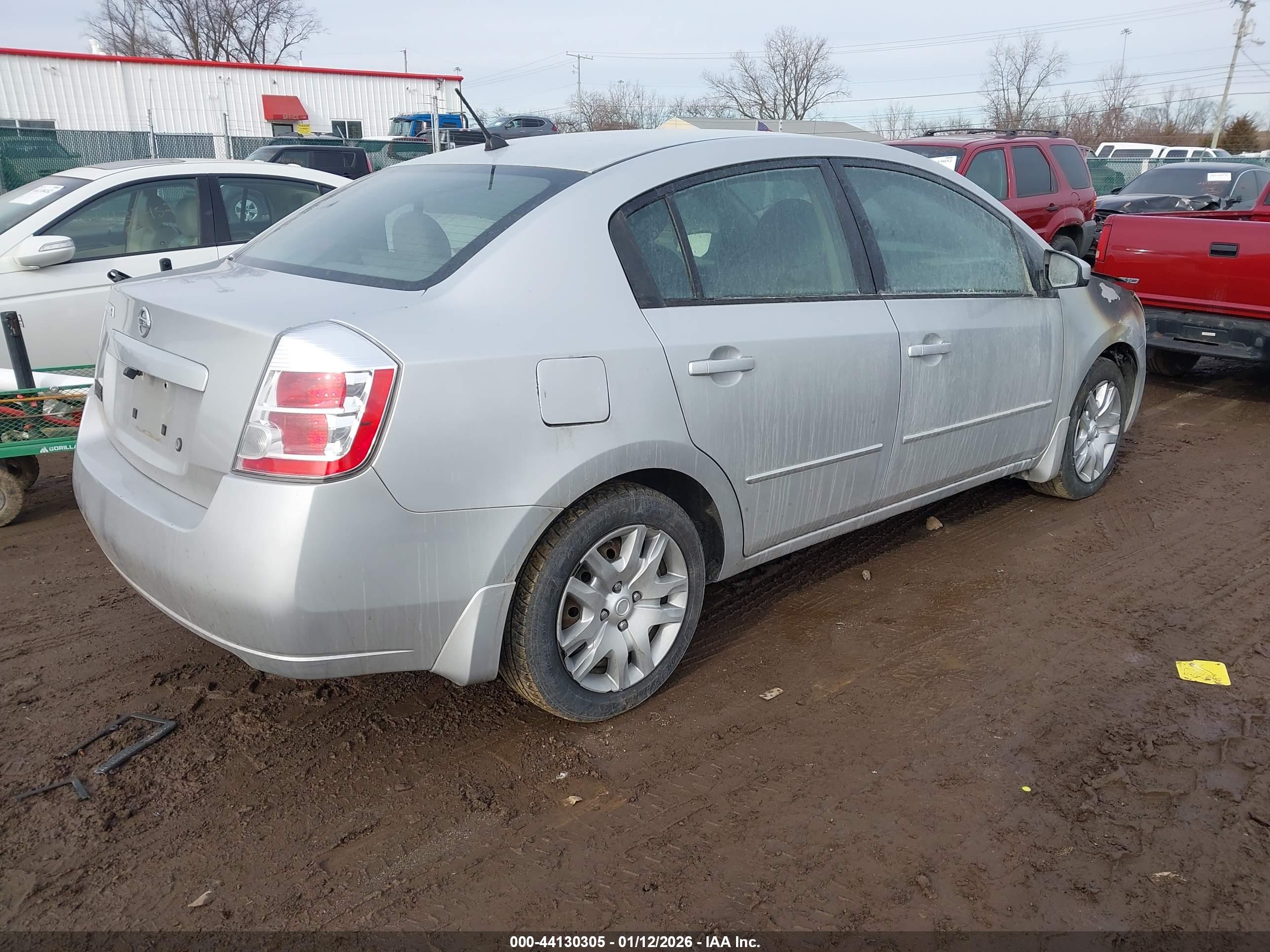 NISSAN SENTRA image 4