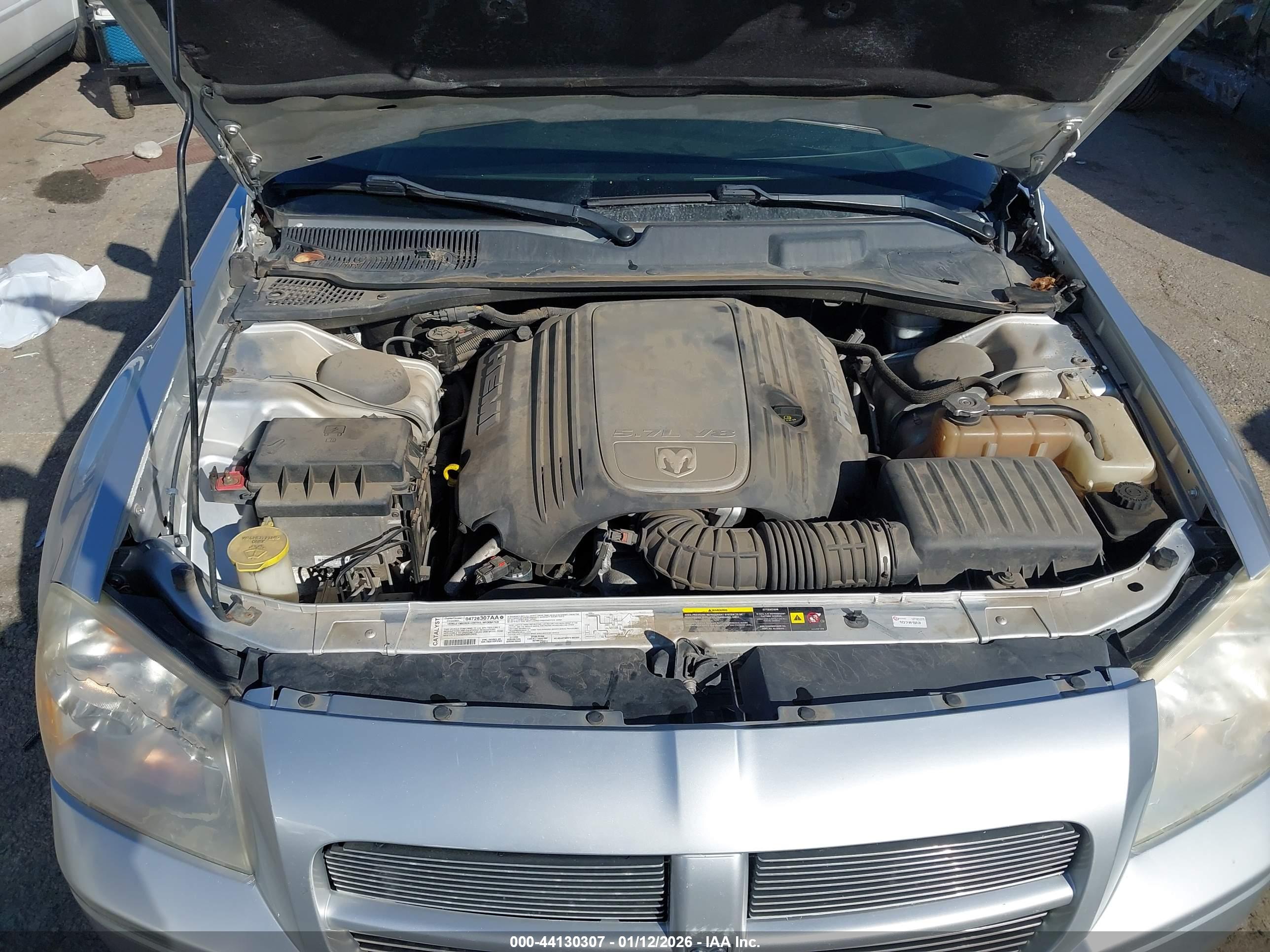 DODGE MAGNUM image 10