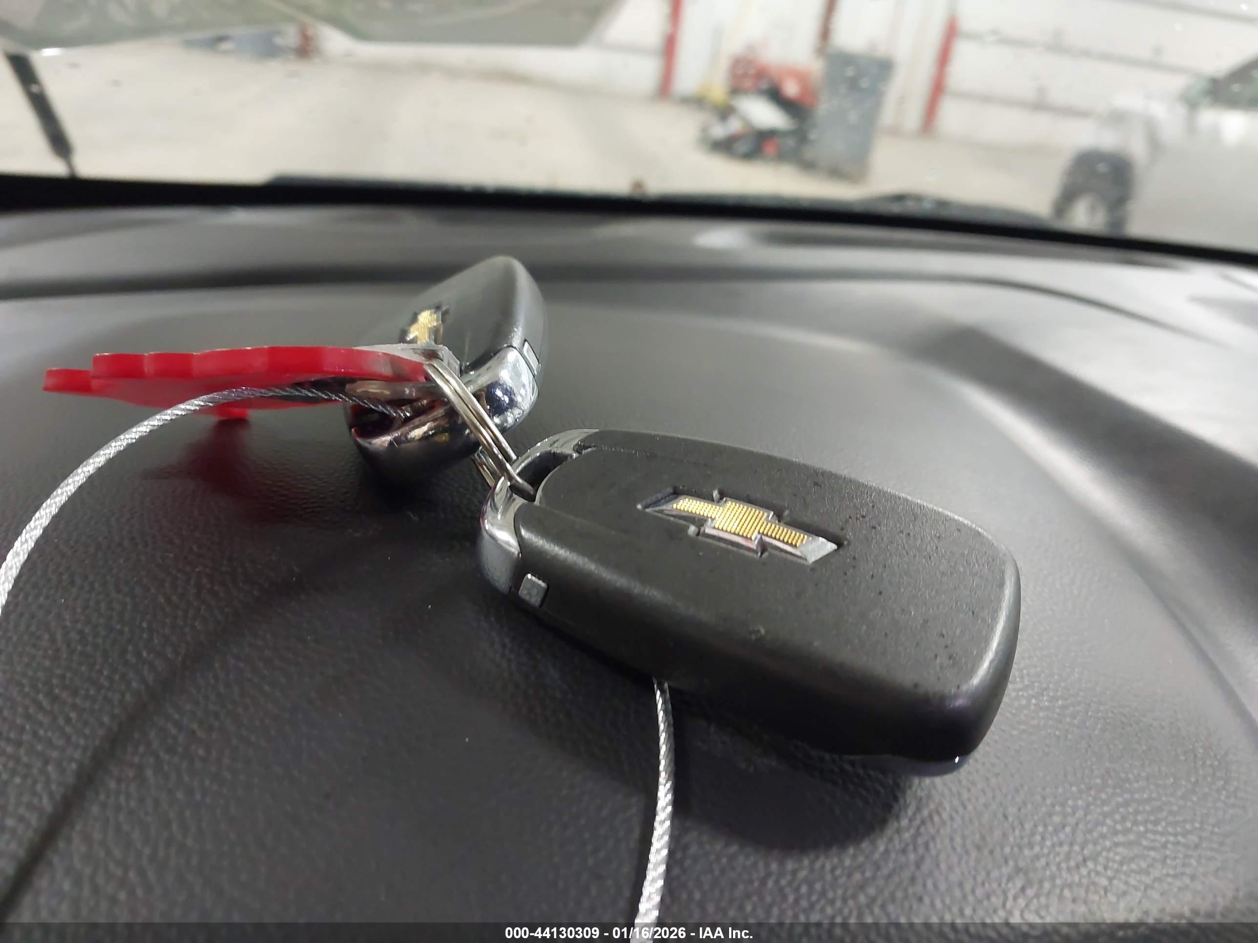 CHEVROLET TRAVERSE image 11