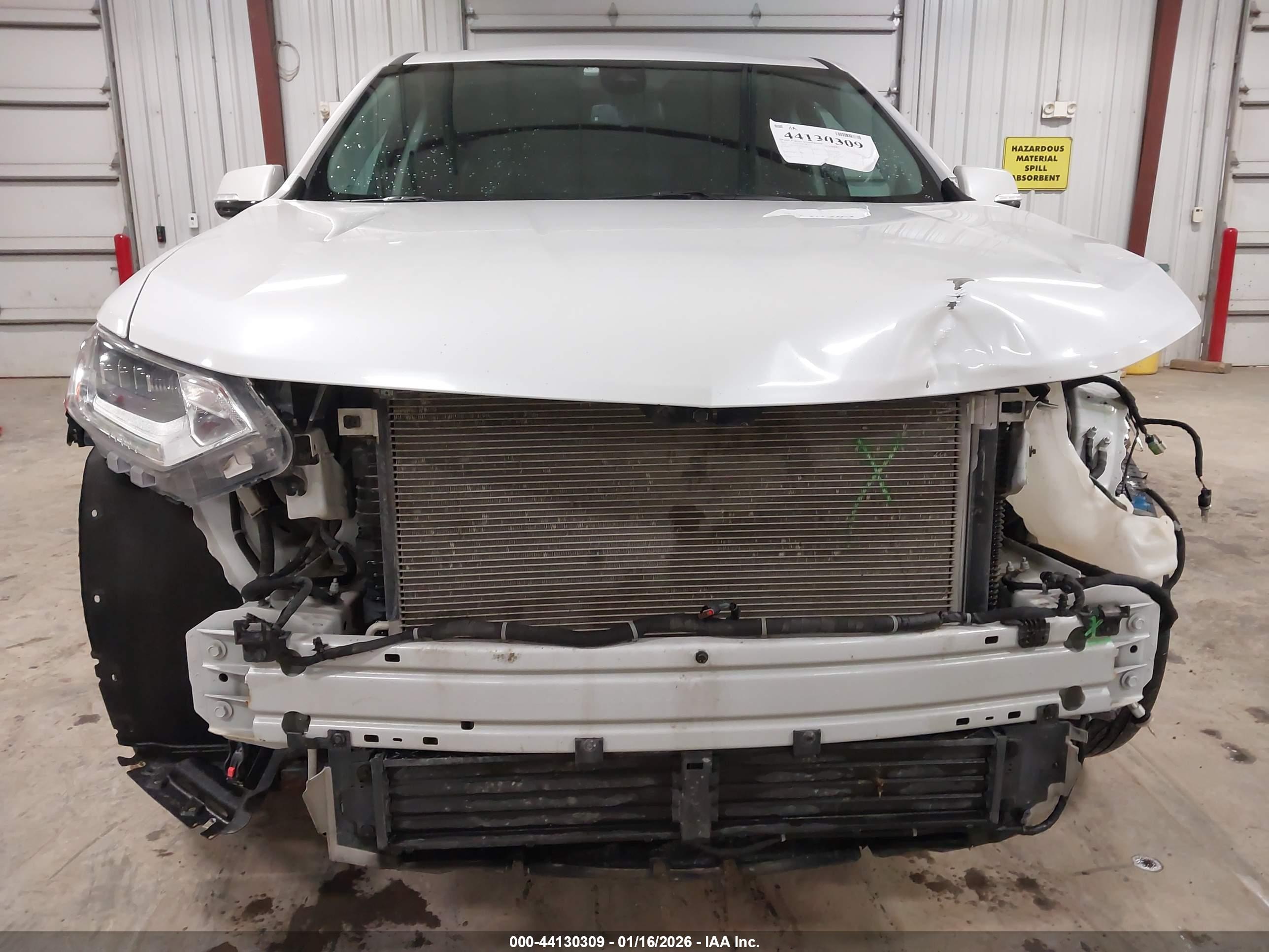 CHEVROLET TRAVERSE image 6