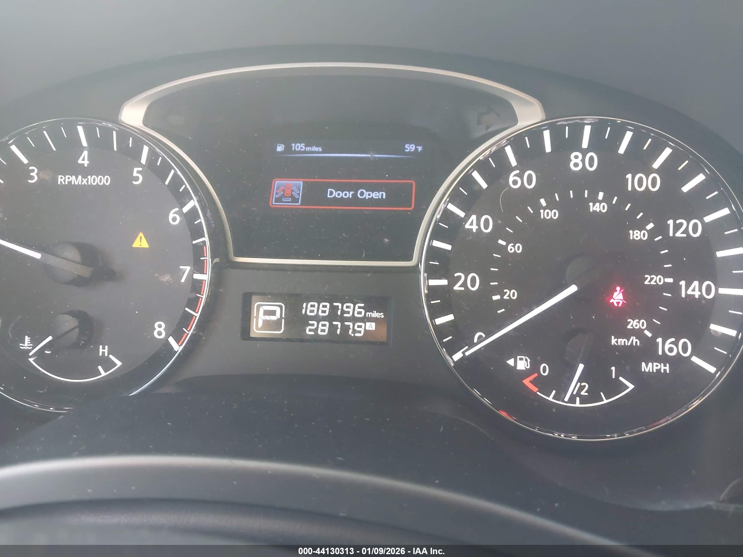 NISSAN PATHFINDER image 7