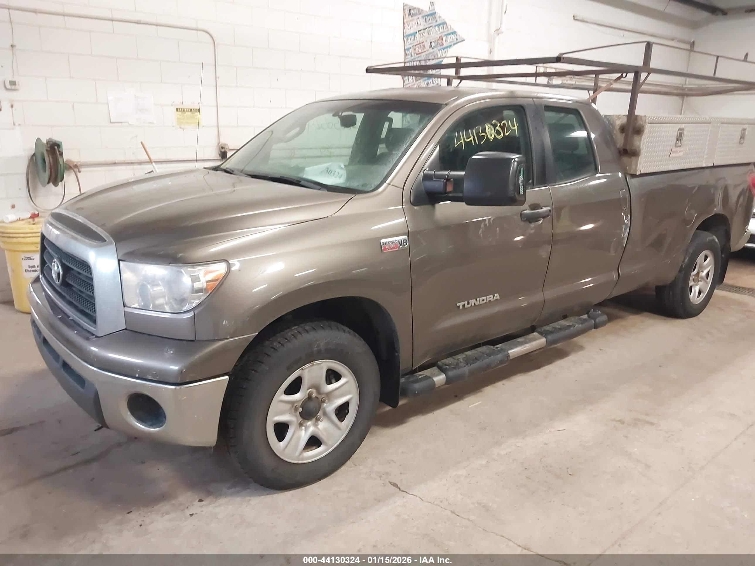 TOYOTA TUNDRA image 2