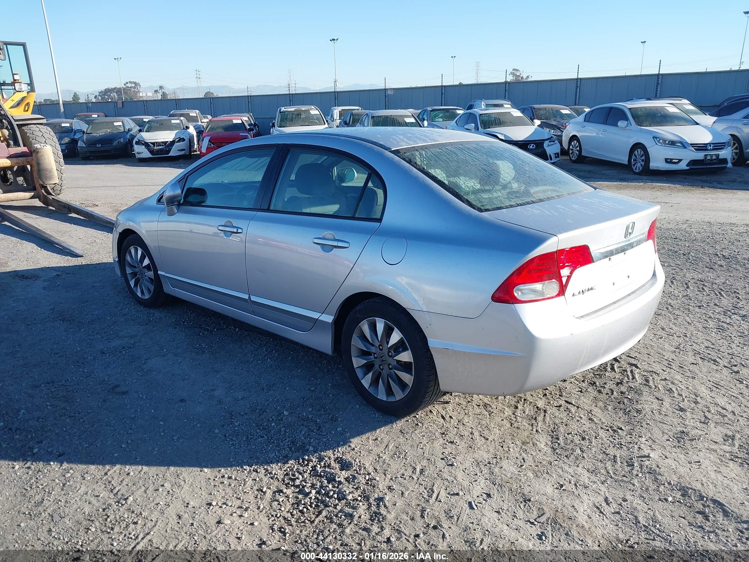 HONDA CIVIC image 3