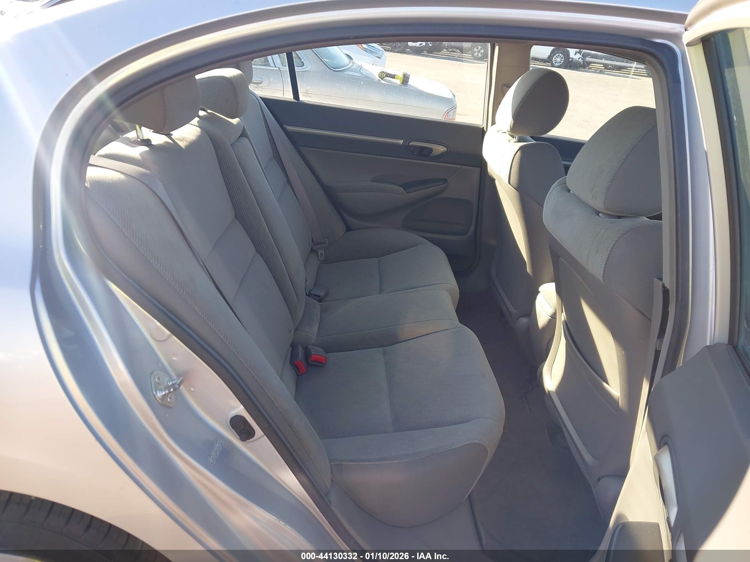 HONDA CIVIC image 8