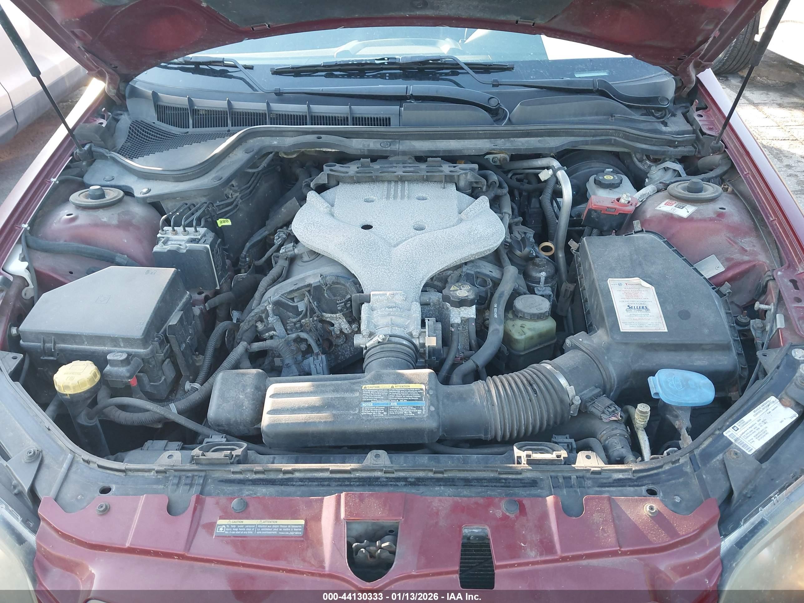 PONTIAC G8 image 10