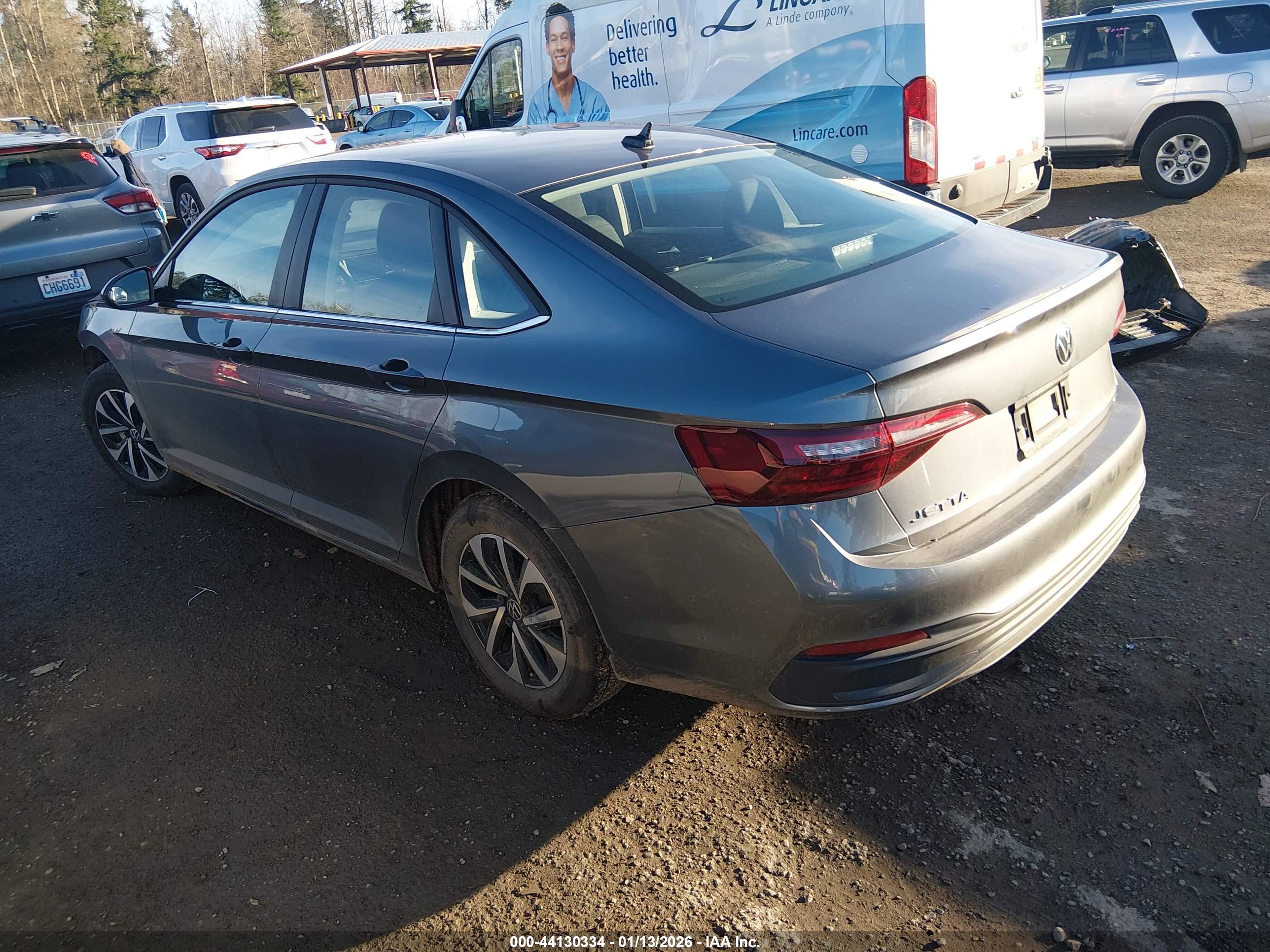 VOLKSWAGEN JETTA image 3