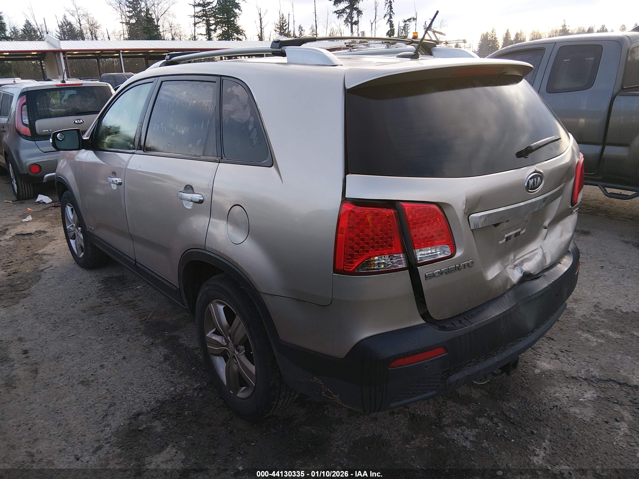 KIA SORENTO image 3