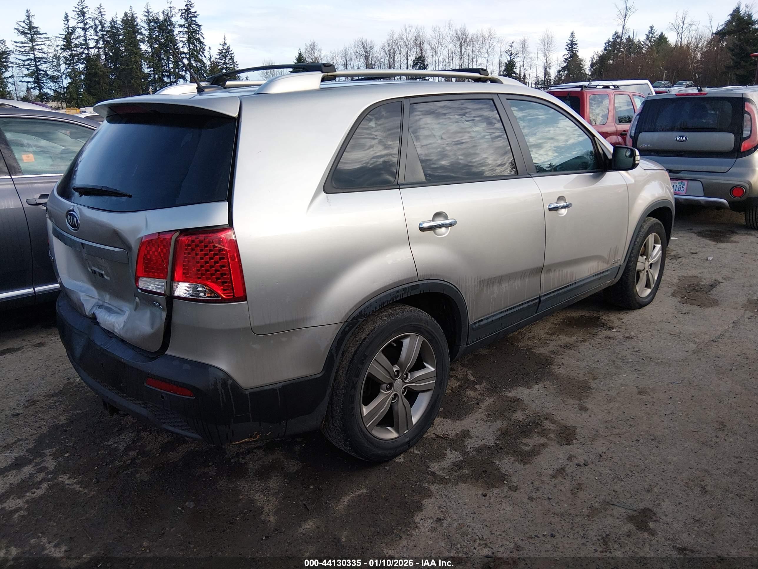KIA SORENTO image 4