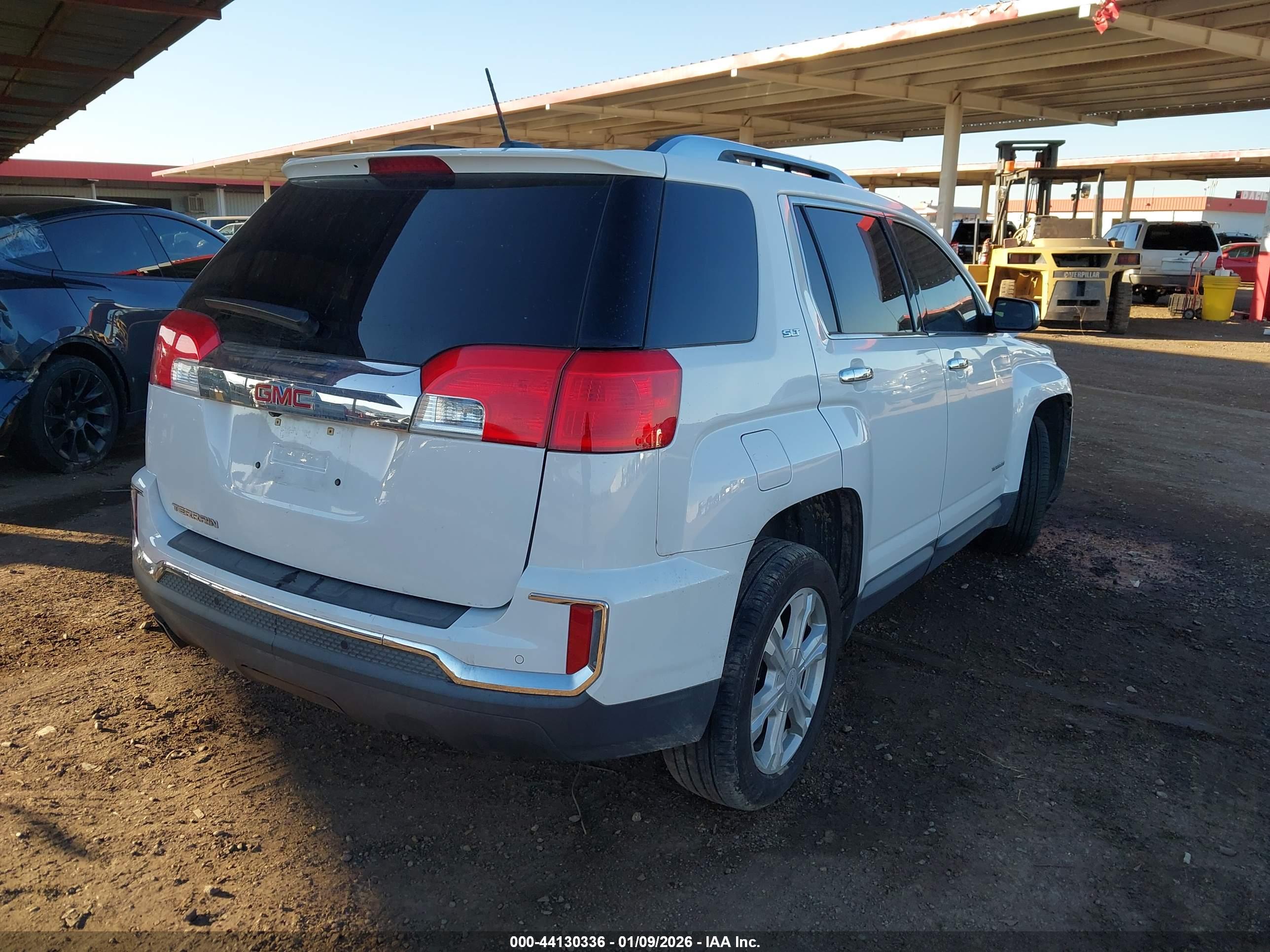 GMC TERRAIN image 4