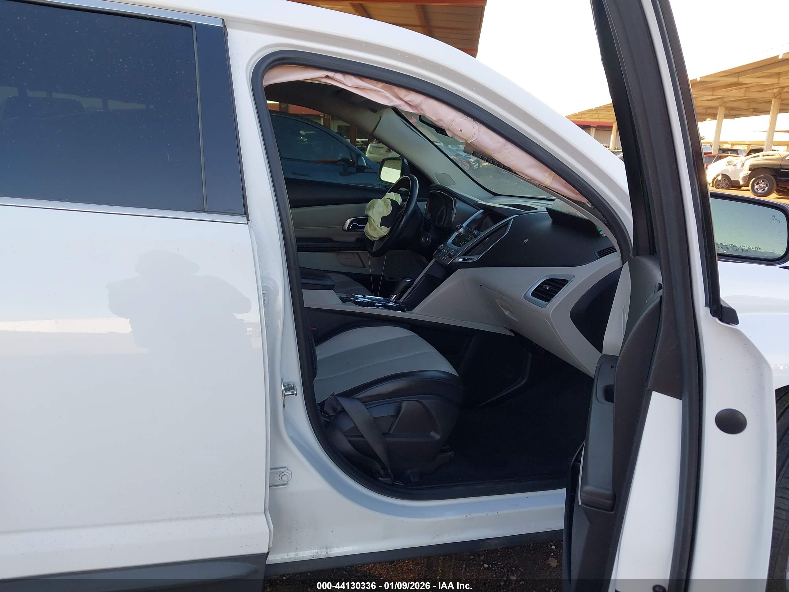 GMC TERRAIN image 5