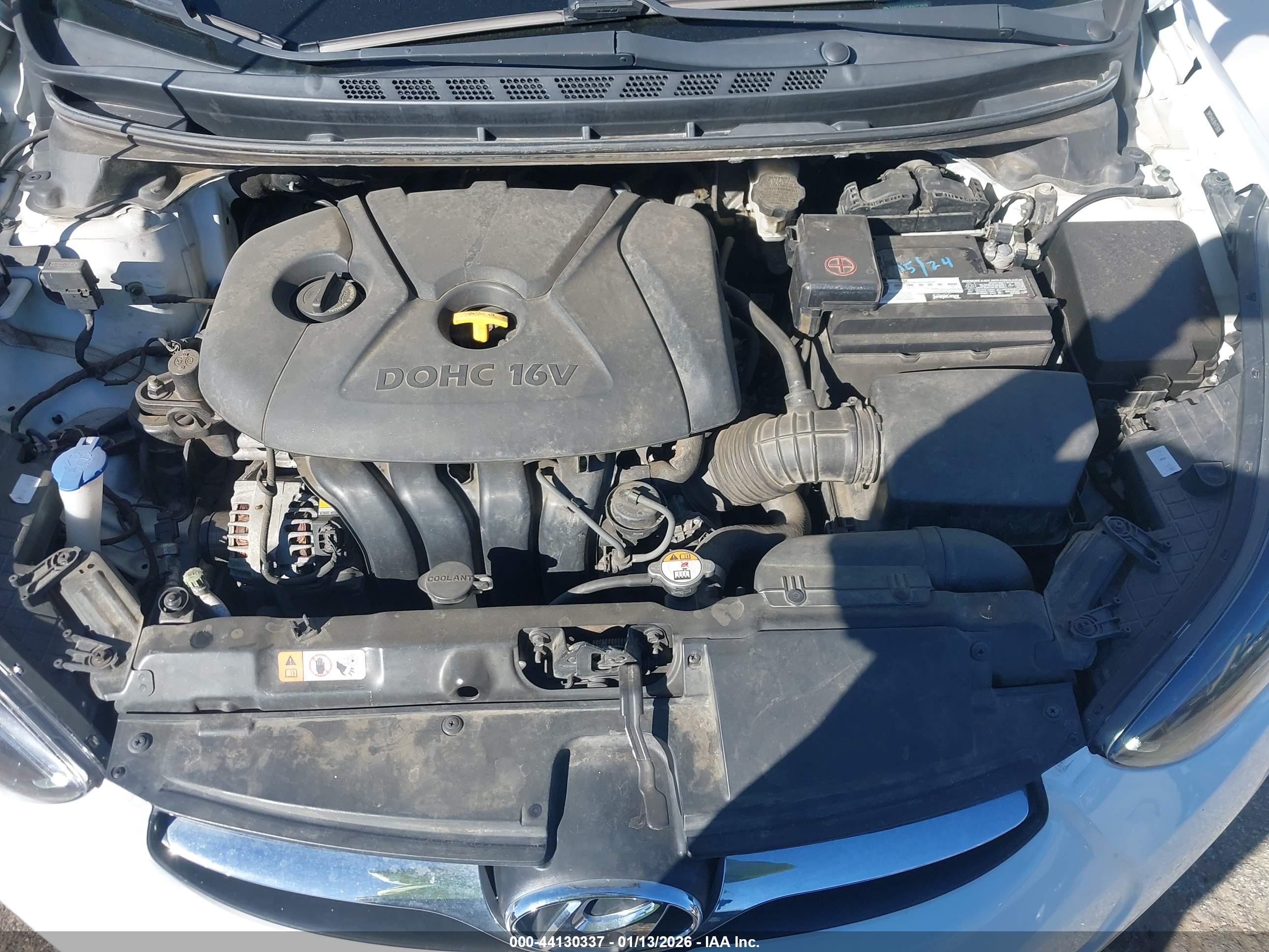 HYUNDAI ELANTRA image 10