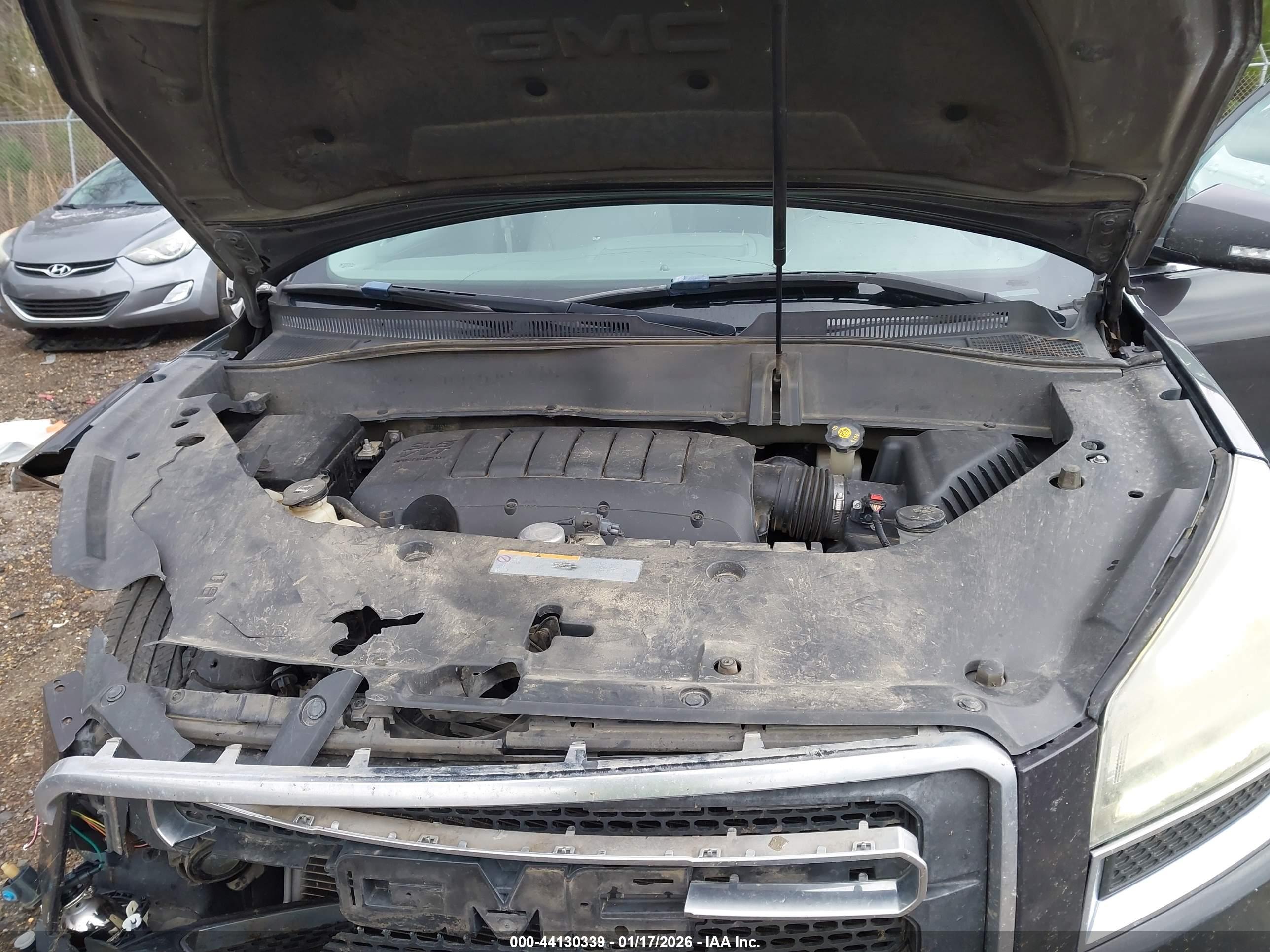 GMC ACADIA image 10