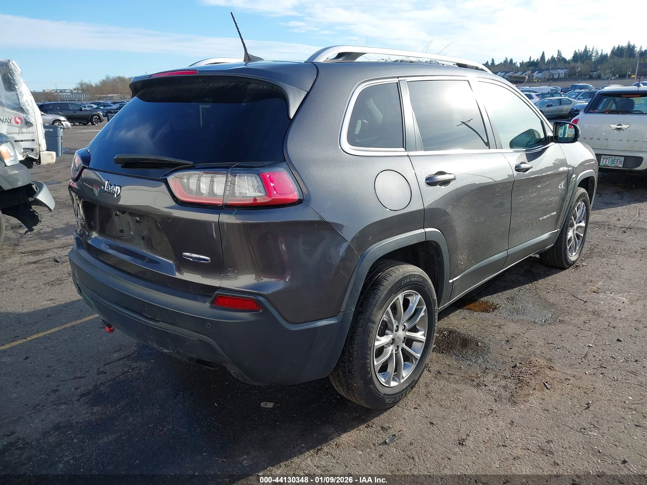 JEEP CHEROKEE image 4