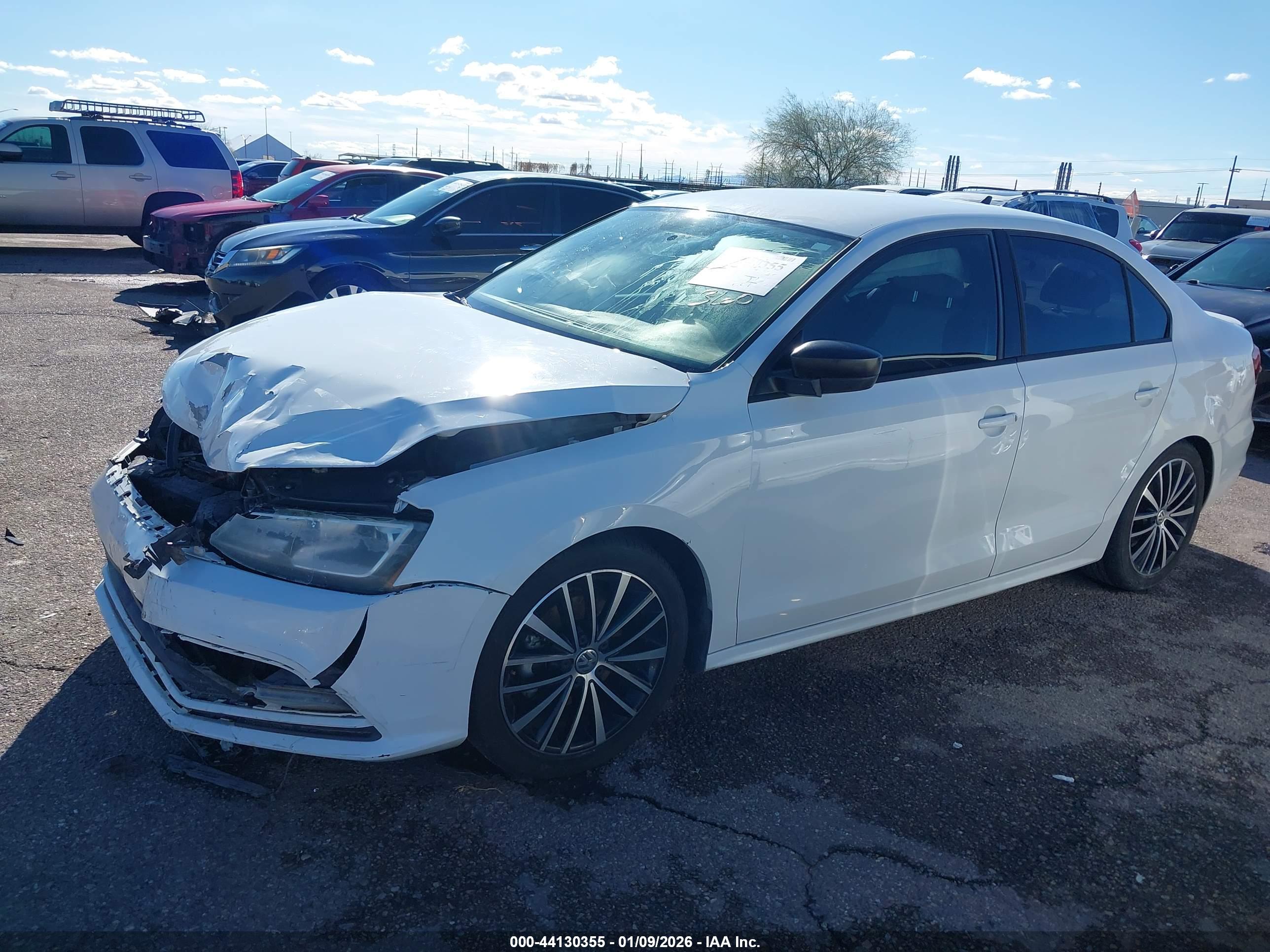 VOLKSWAGEN JETTA image 2