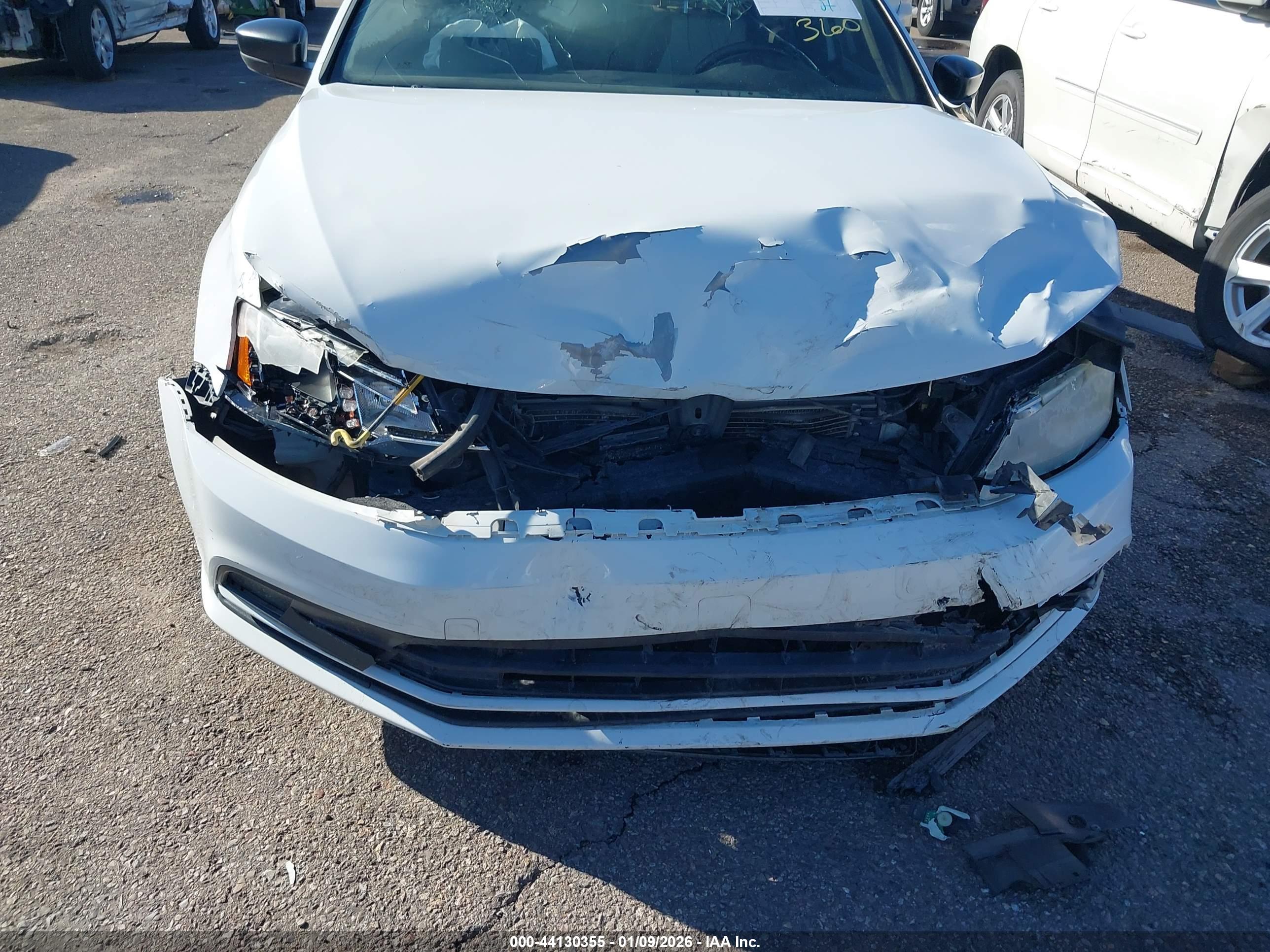 VOLKSWAGEN JETTA image 6