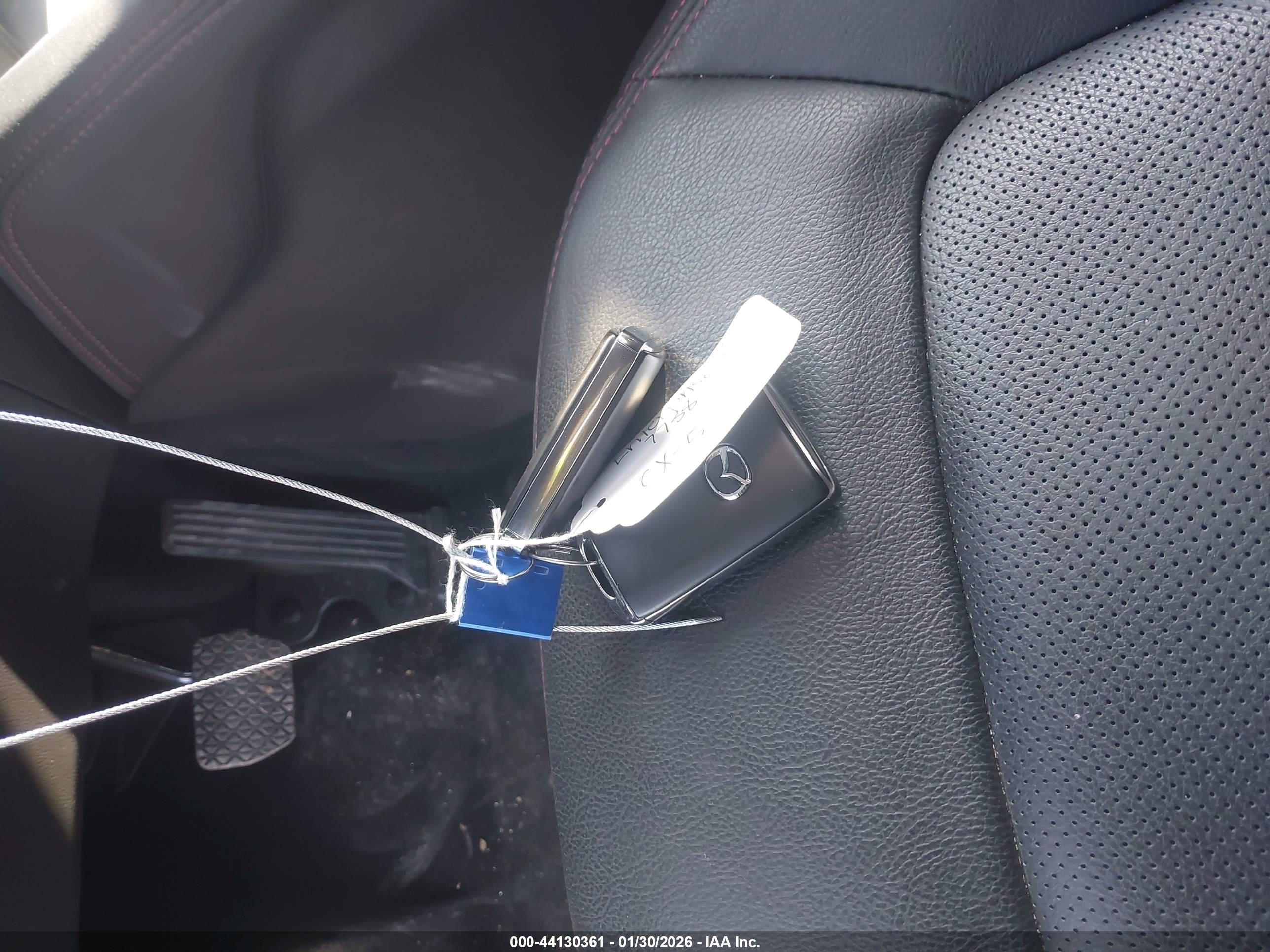 MAZDA CX-5 image 11