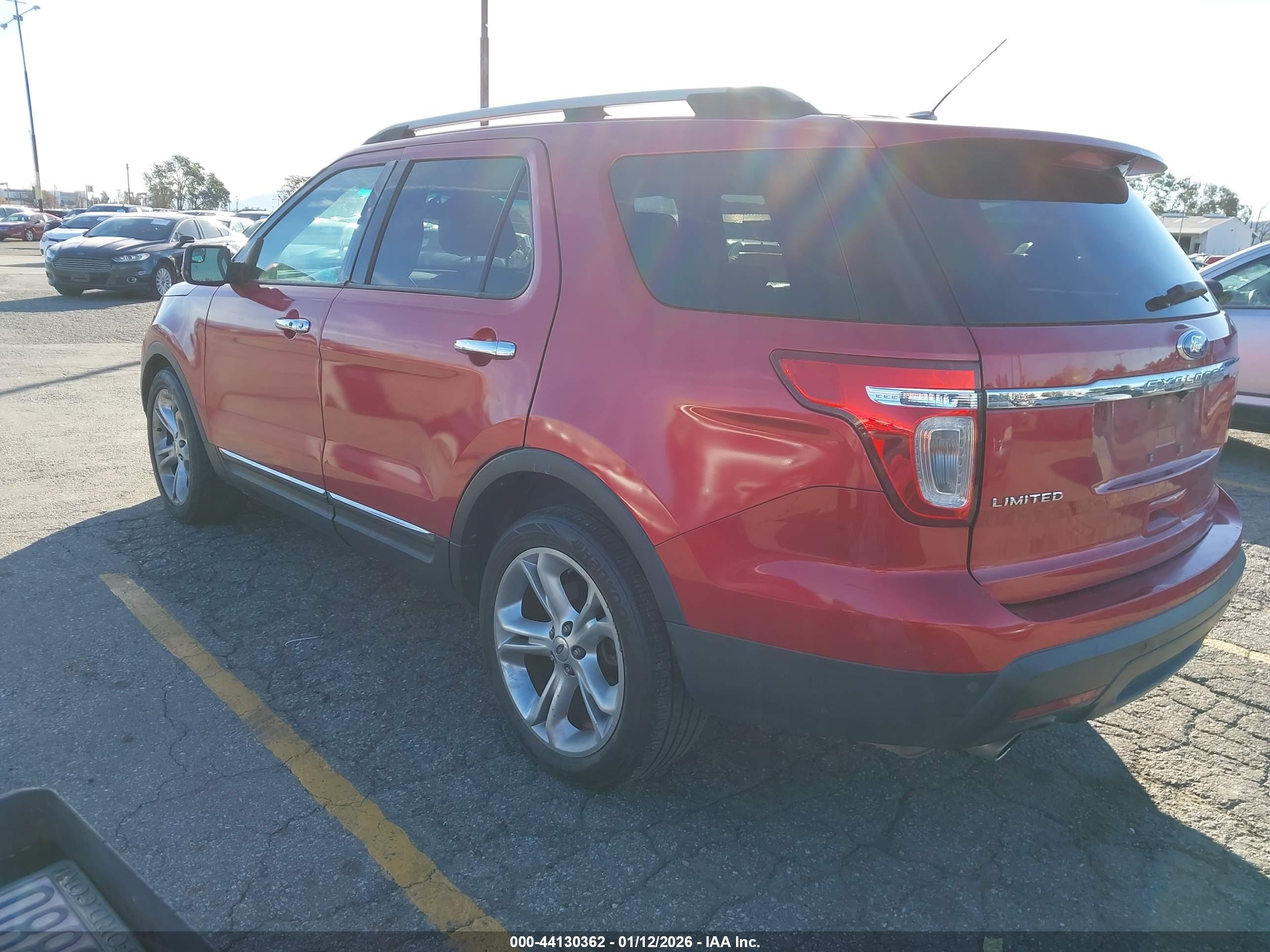 FORD EXPLORER image 3