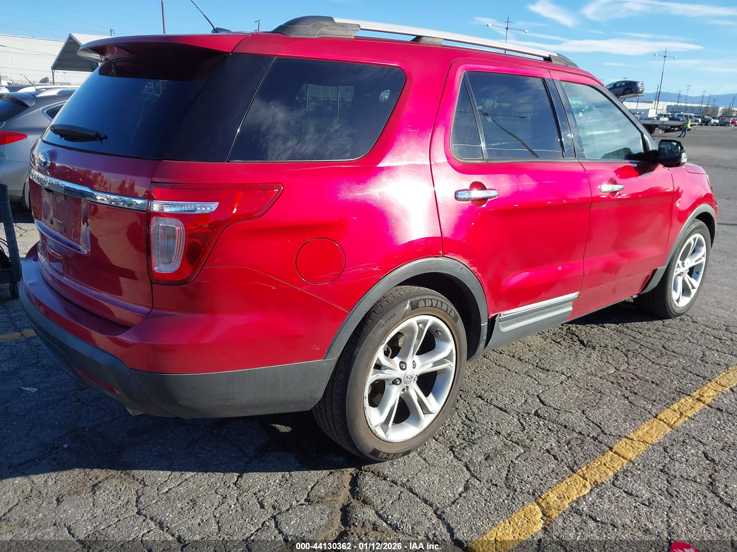 FORD EXPLORER image 4