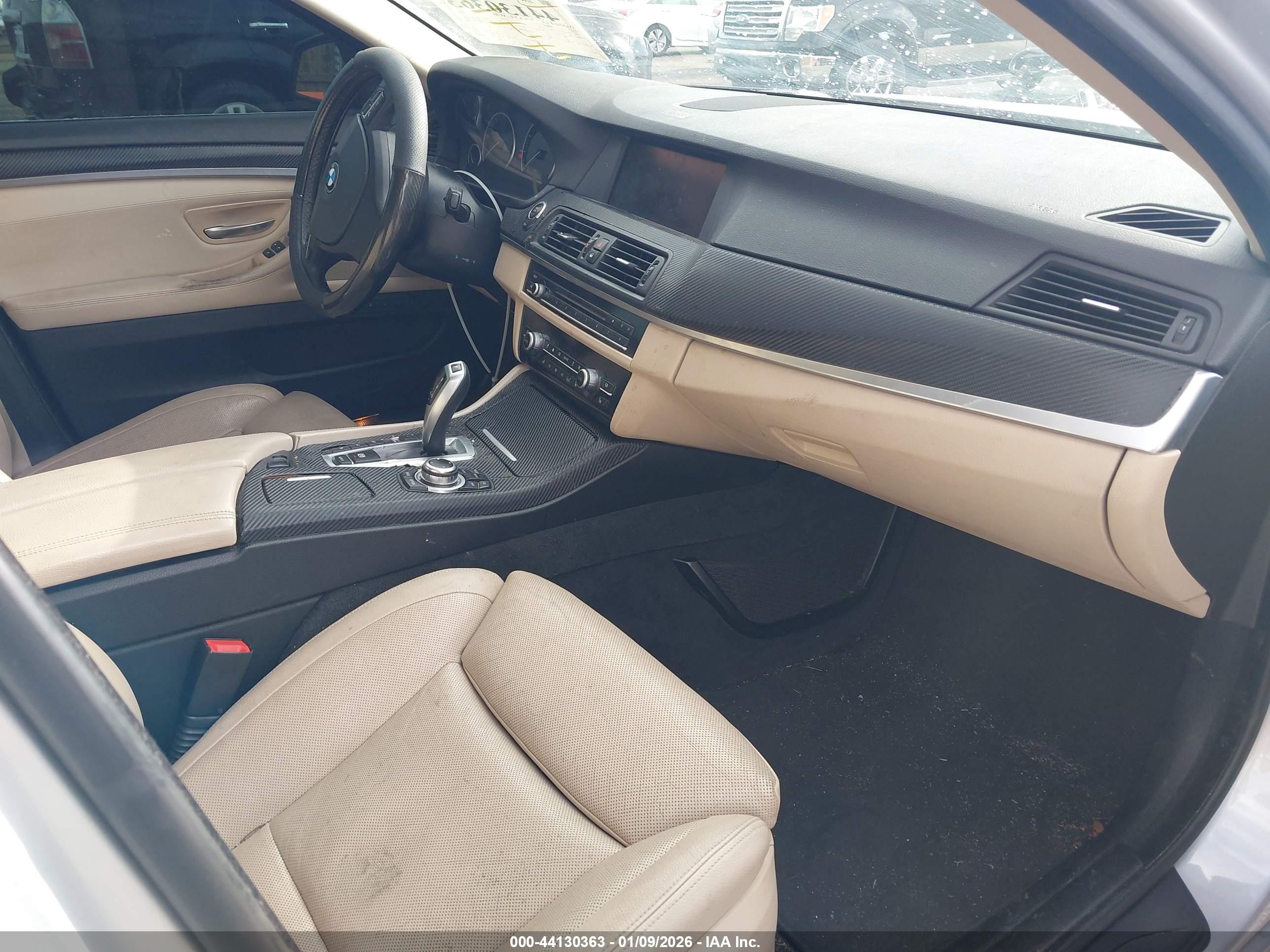 BMW 535I image 5