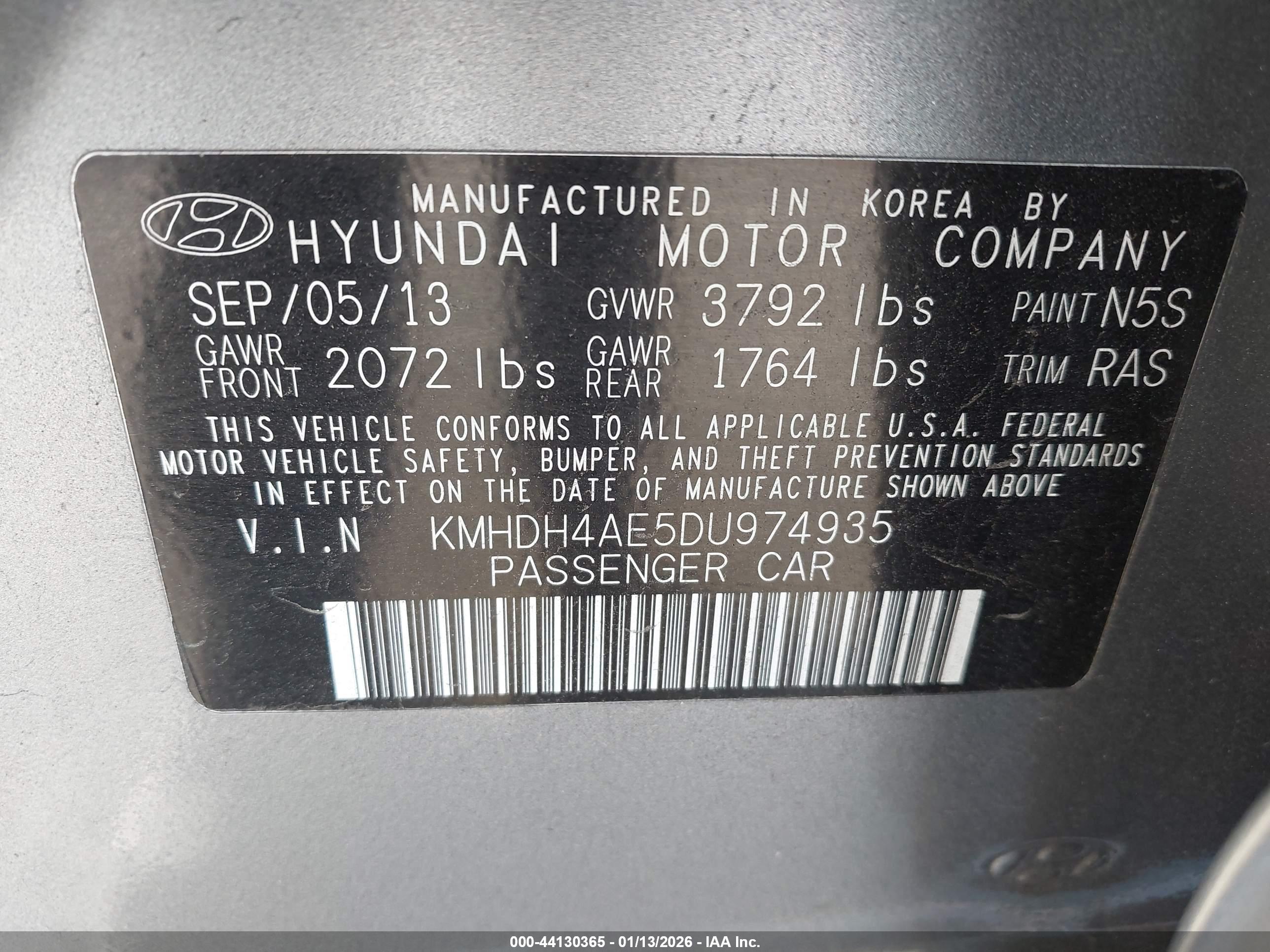 HYUNDAI ELANTRA image 9