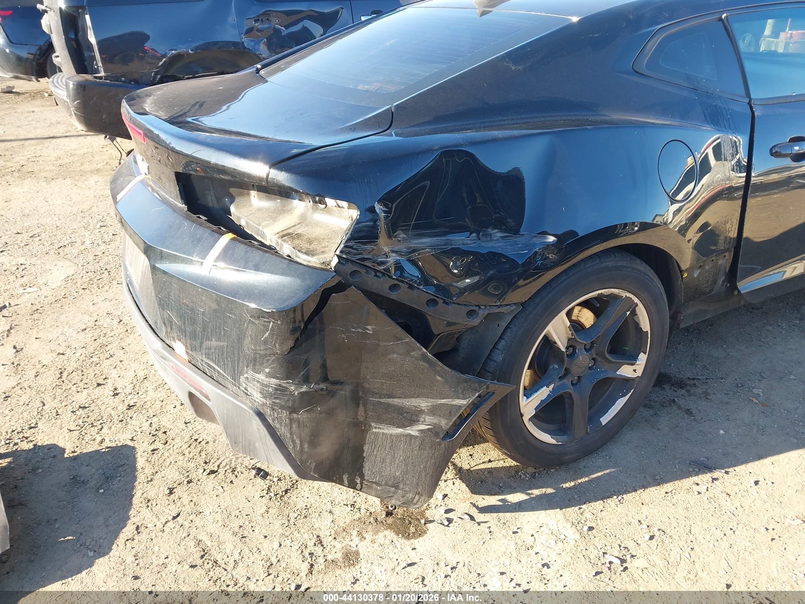CHEVROLET CAMARO image 6