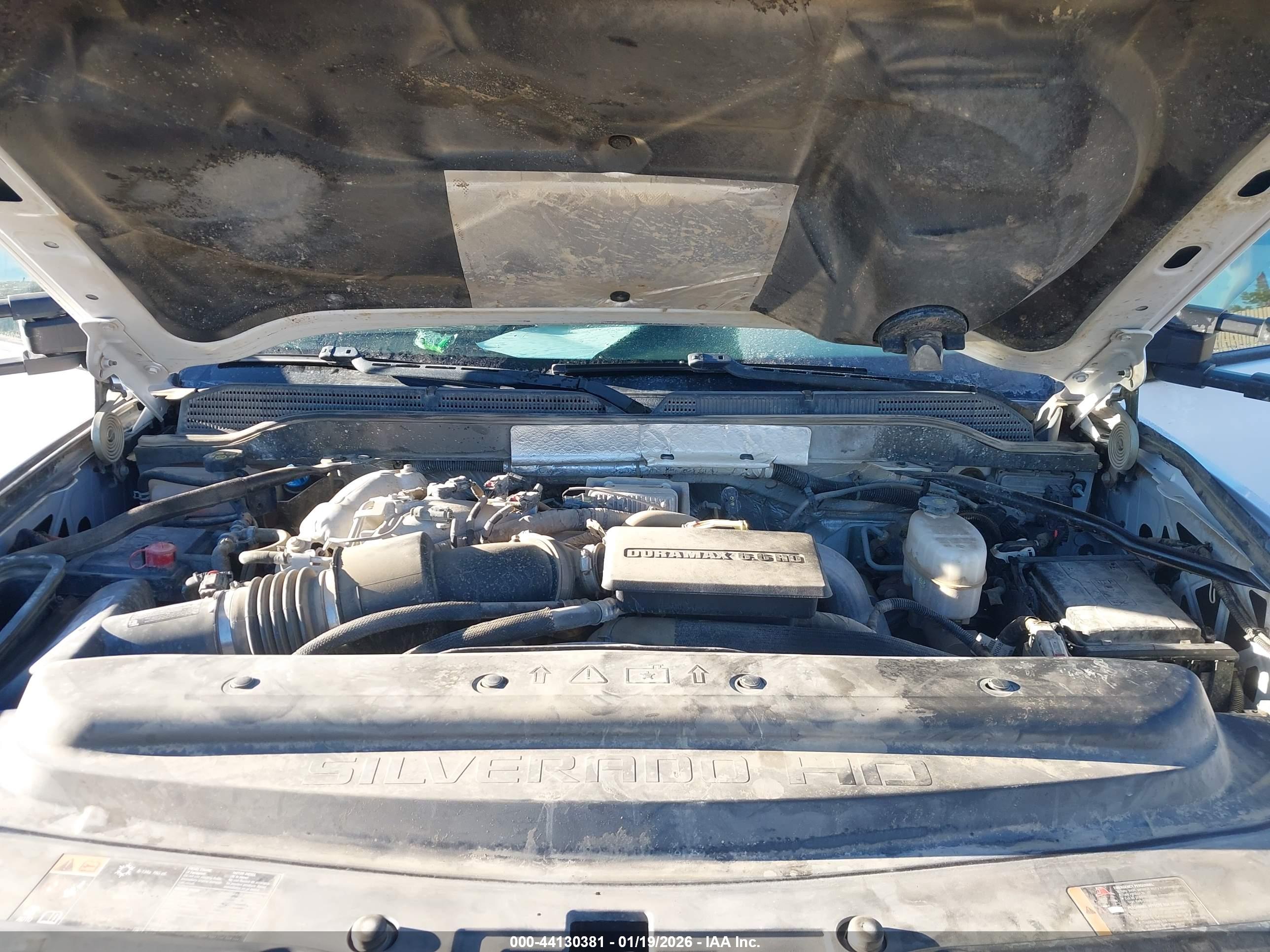 CHEVROLET SILVERADO image 10