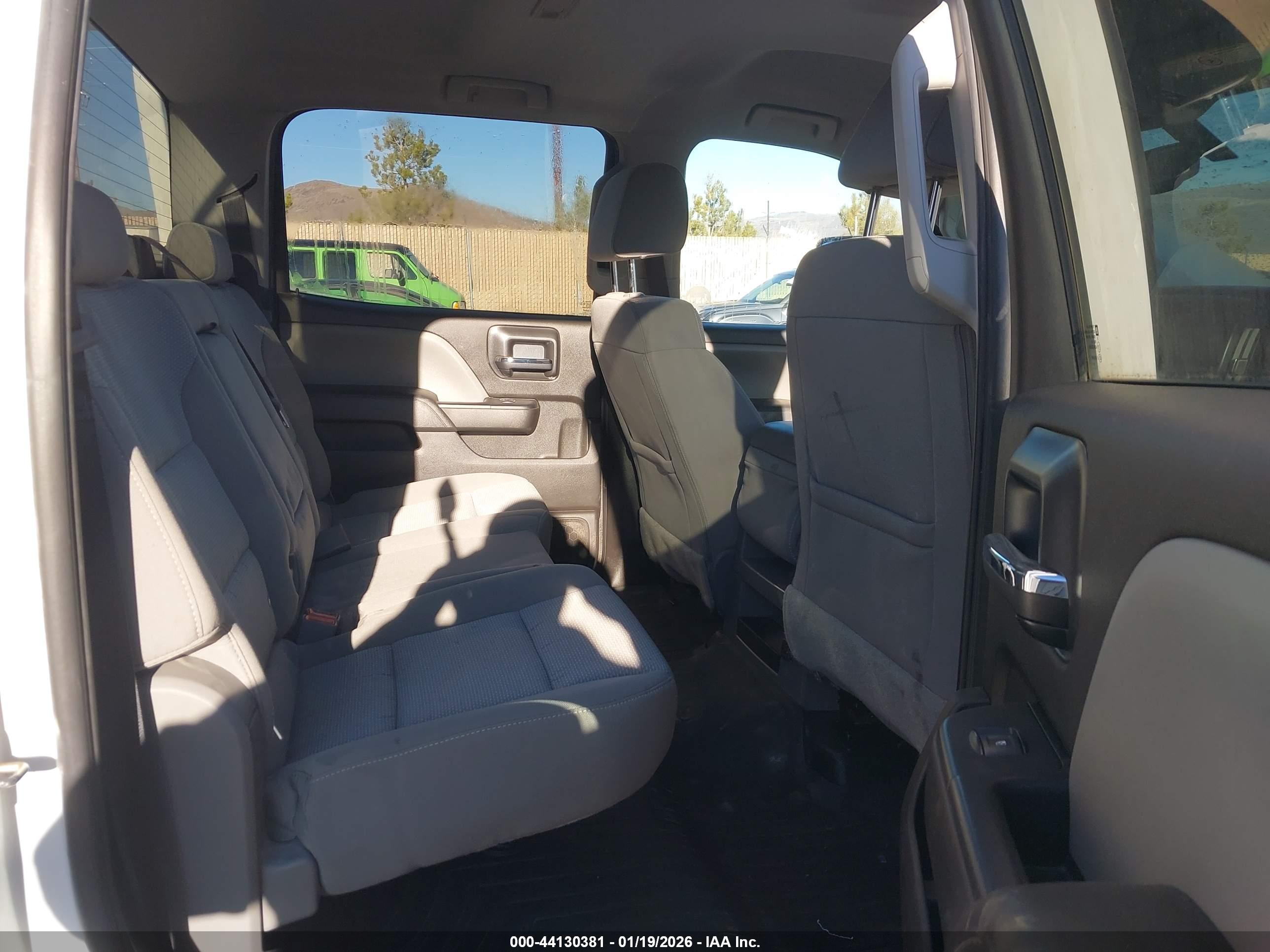 CHEVROLET SILVERADO image 8