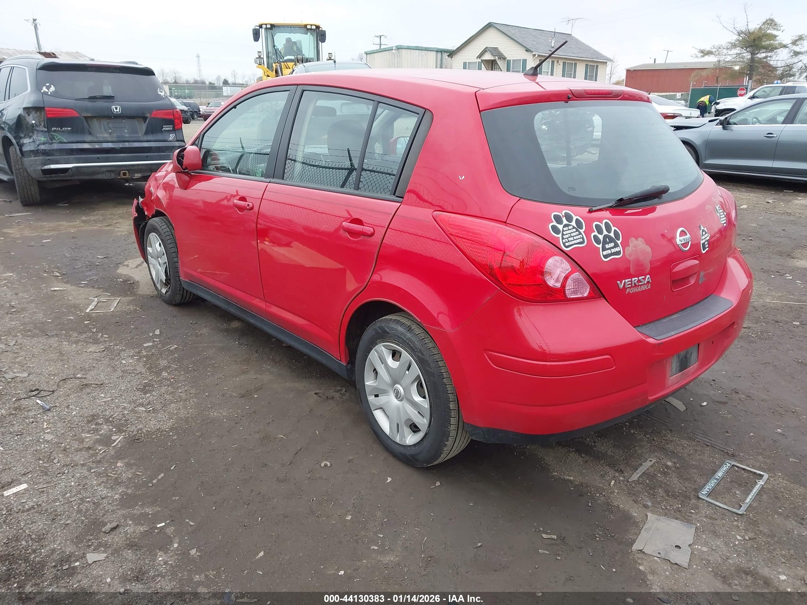 NISSAN VERSA image 3