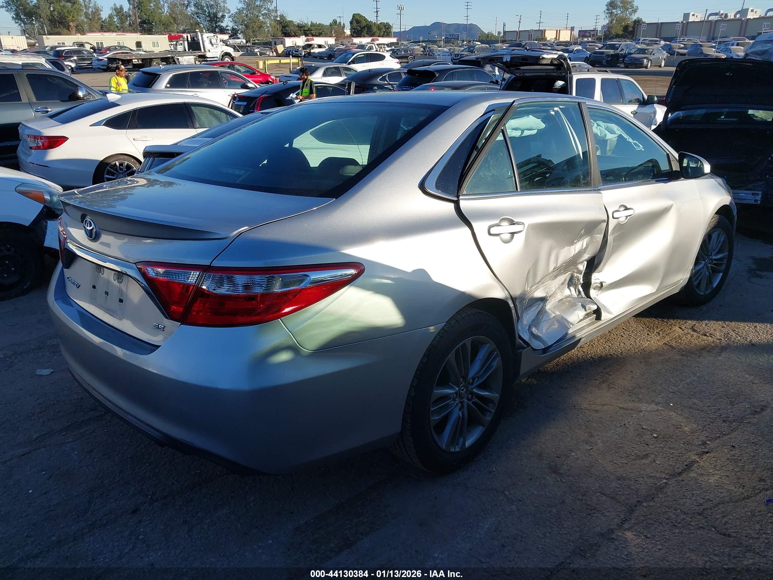 TOYOTA CAMRY image 4