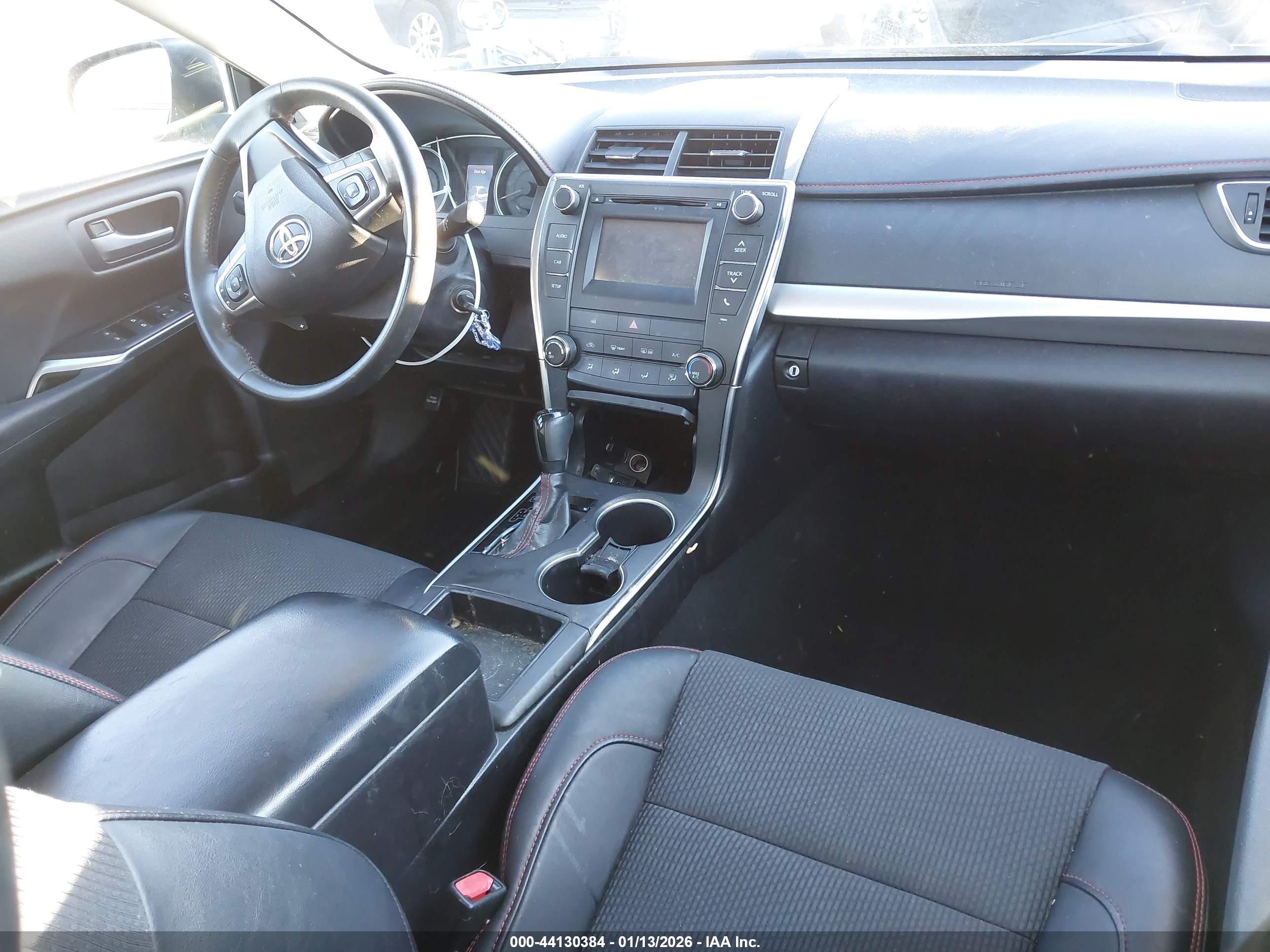TOYOTA CAMRY image 5