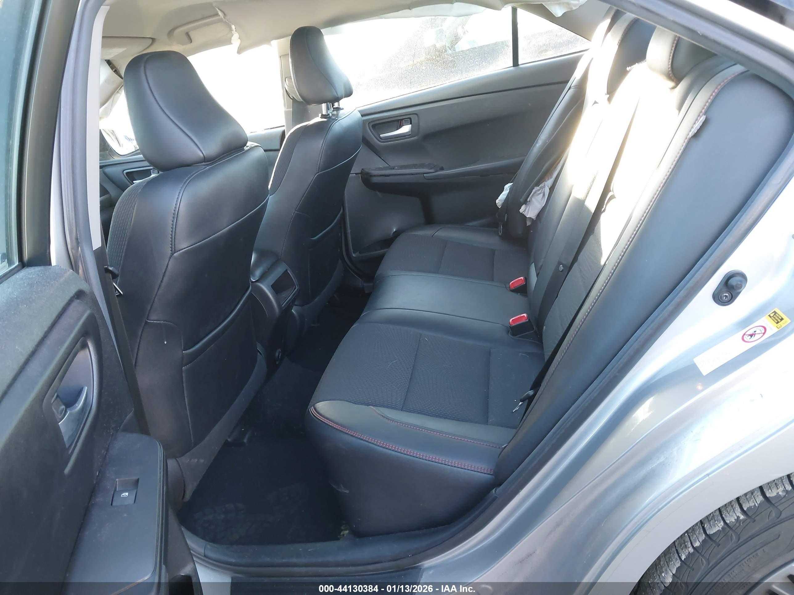 TOYOTA CAMRY image 8