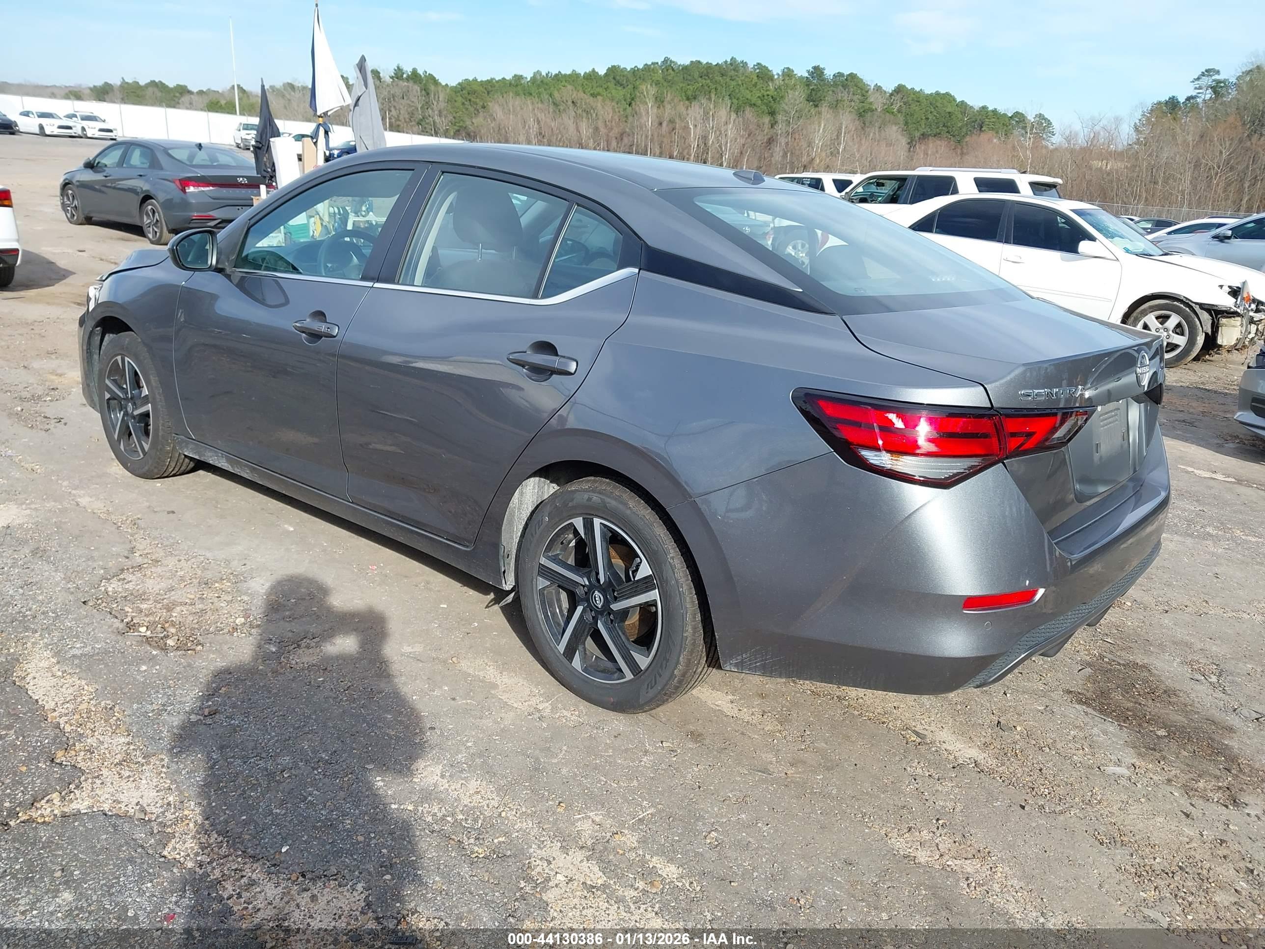 NISSAN SENTRA image 3