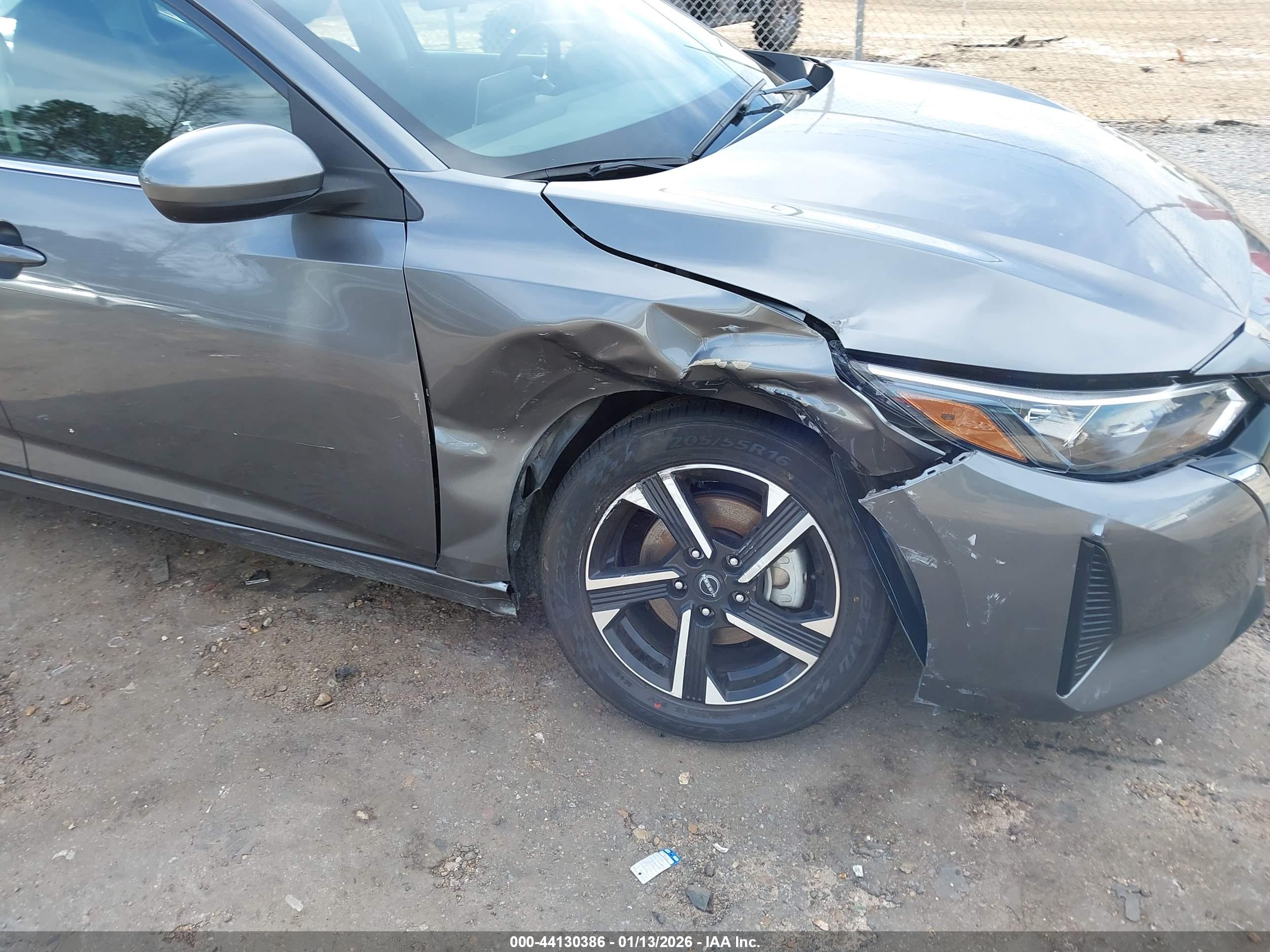 NISSAN SENTRA image 6