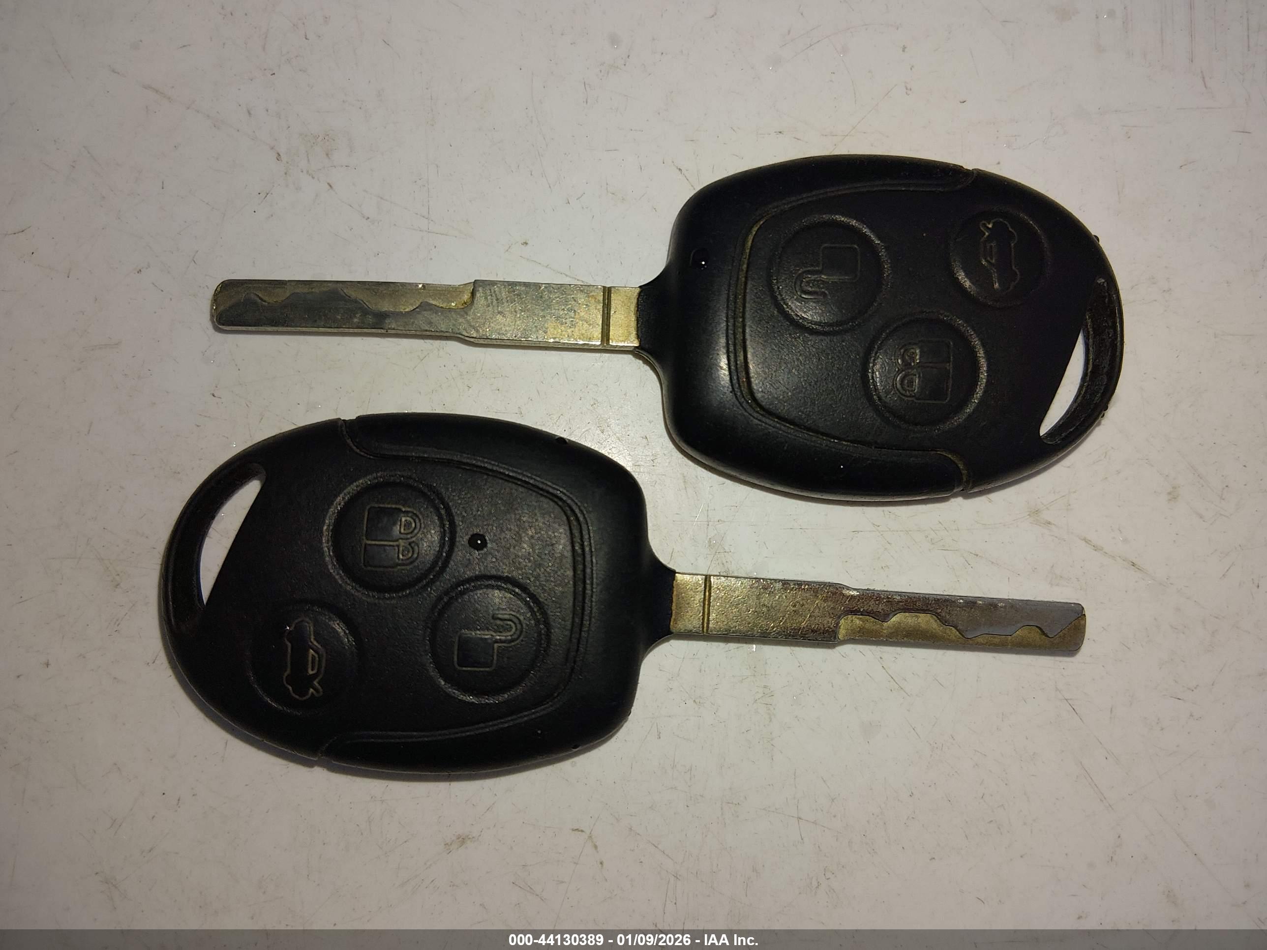 FORD FIESTA image 11
