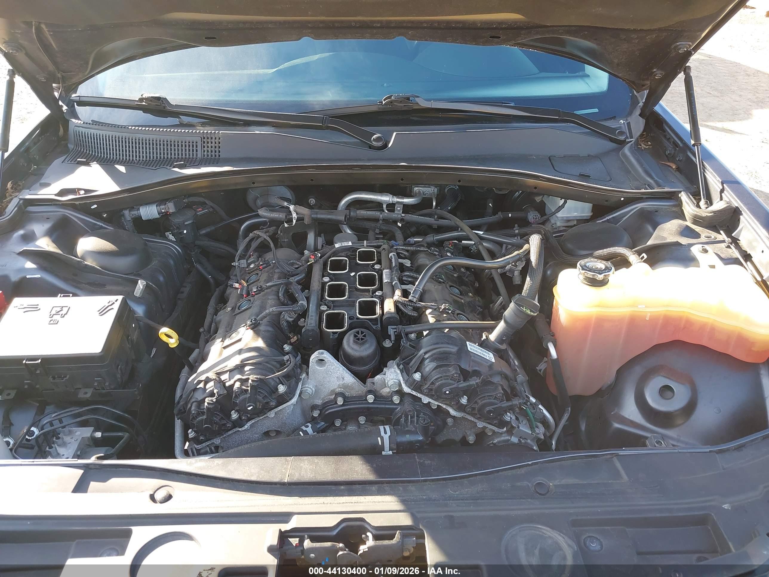 CHRYSLER 300C image 10