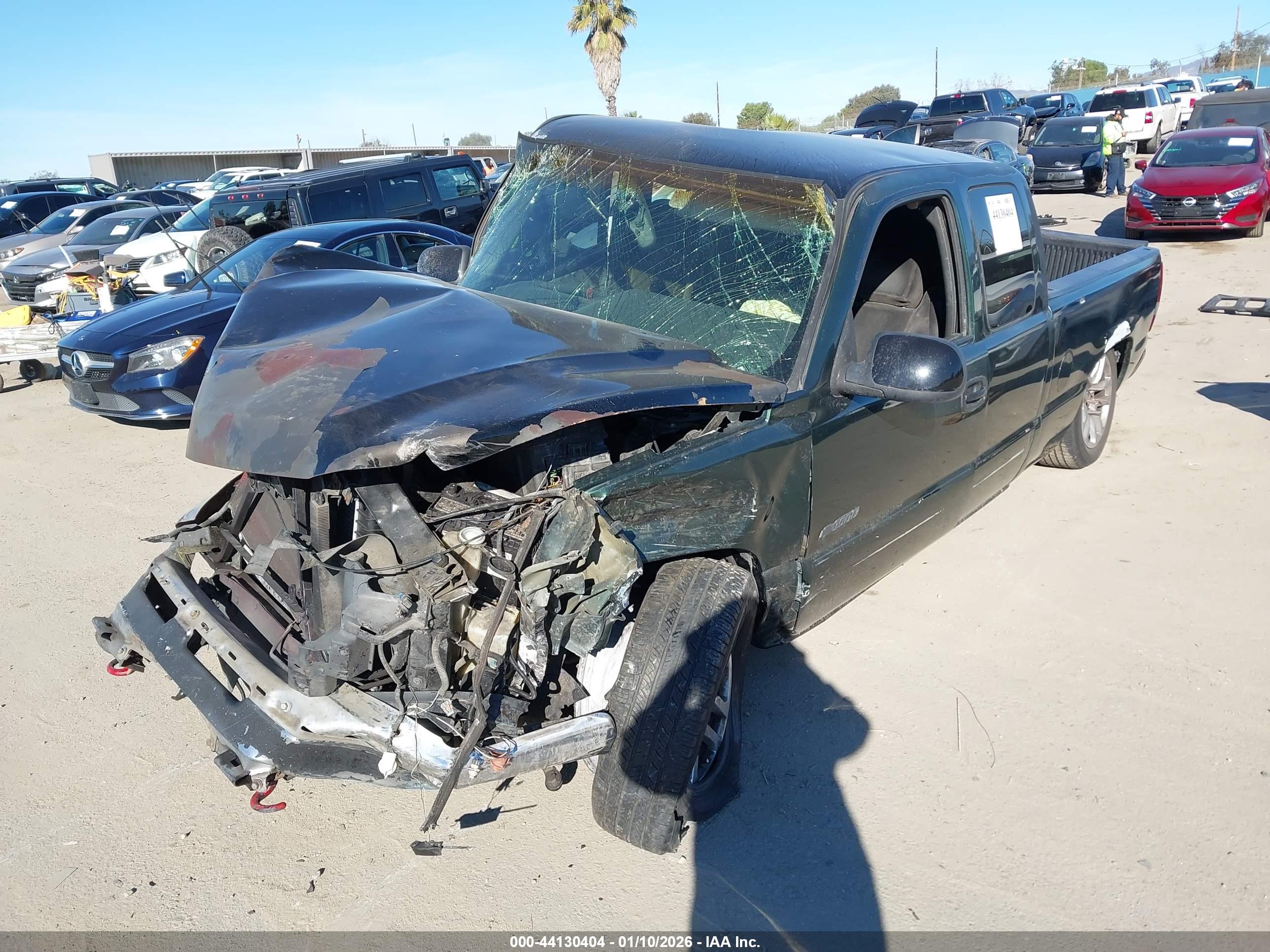 CHEVROLET SILVERADO image 2