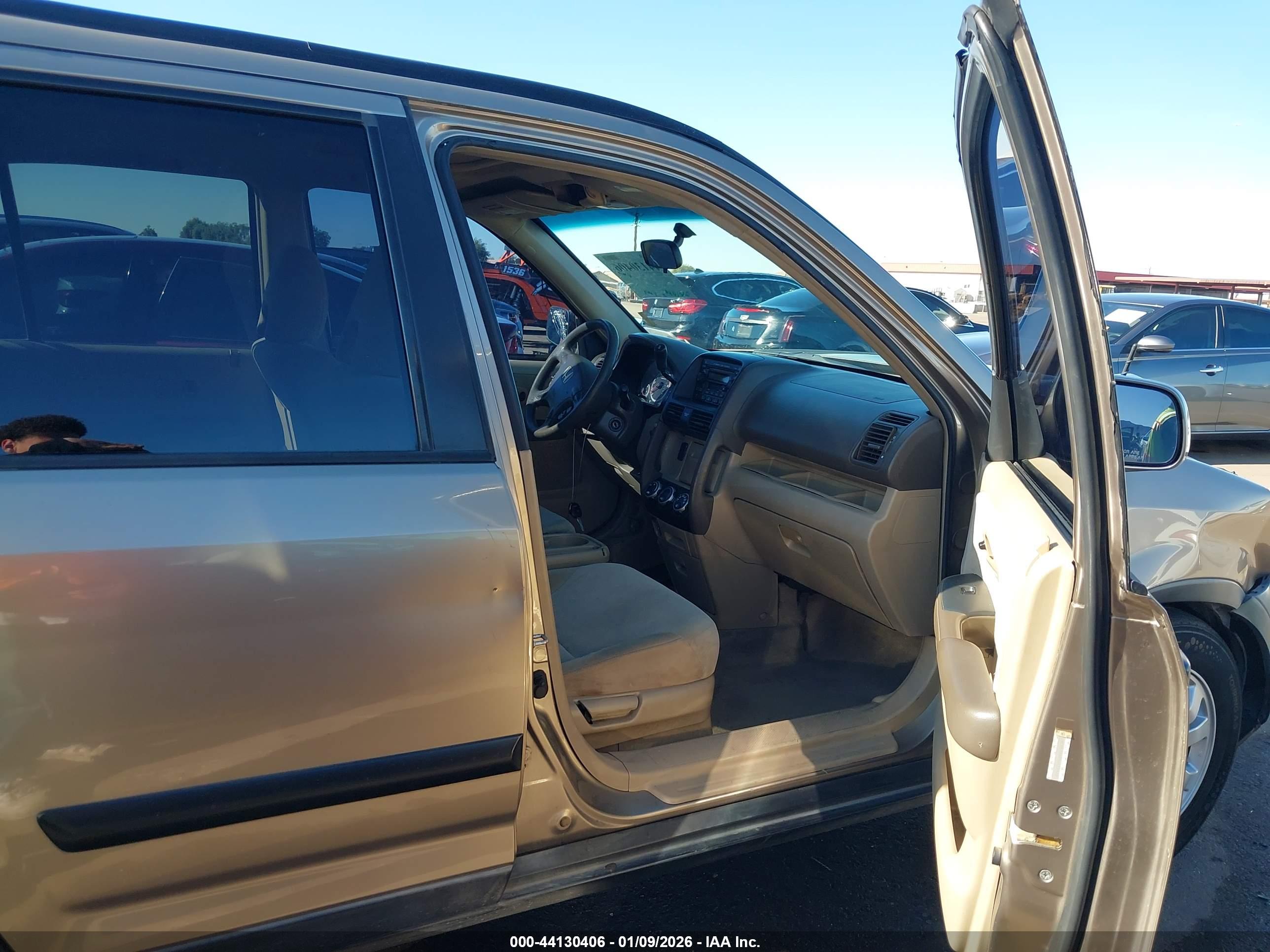 HONDA CR-V image 5