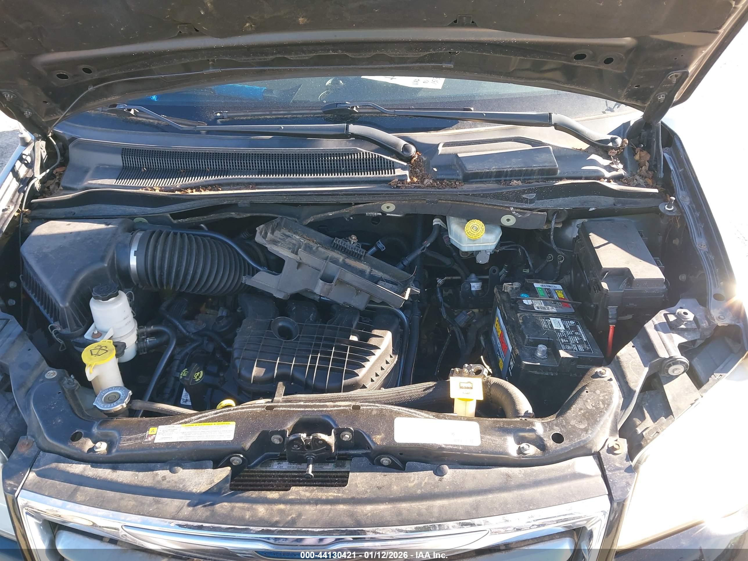 CHRYSLER TOWN image 10
