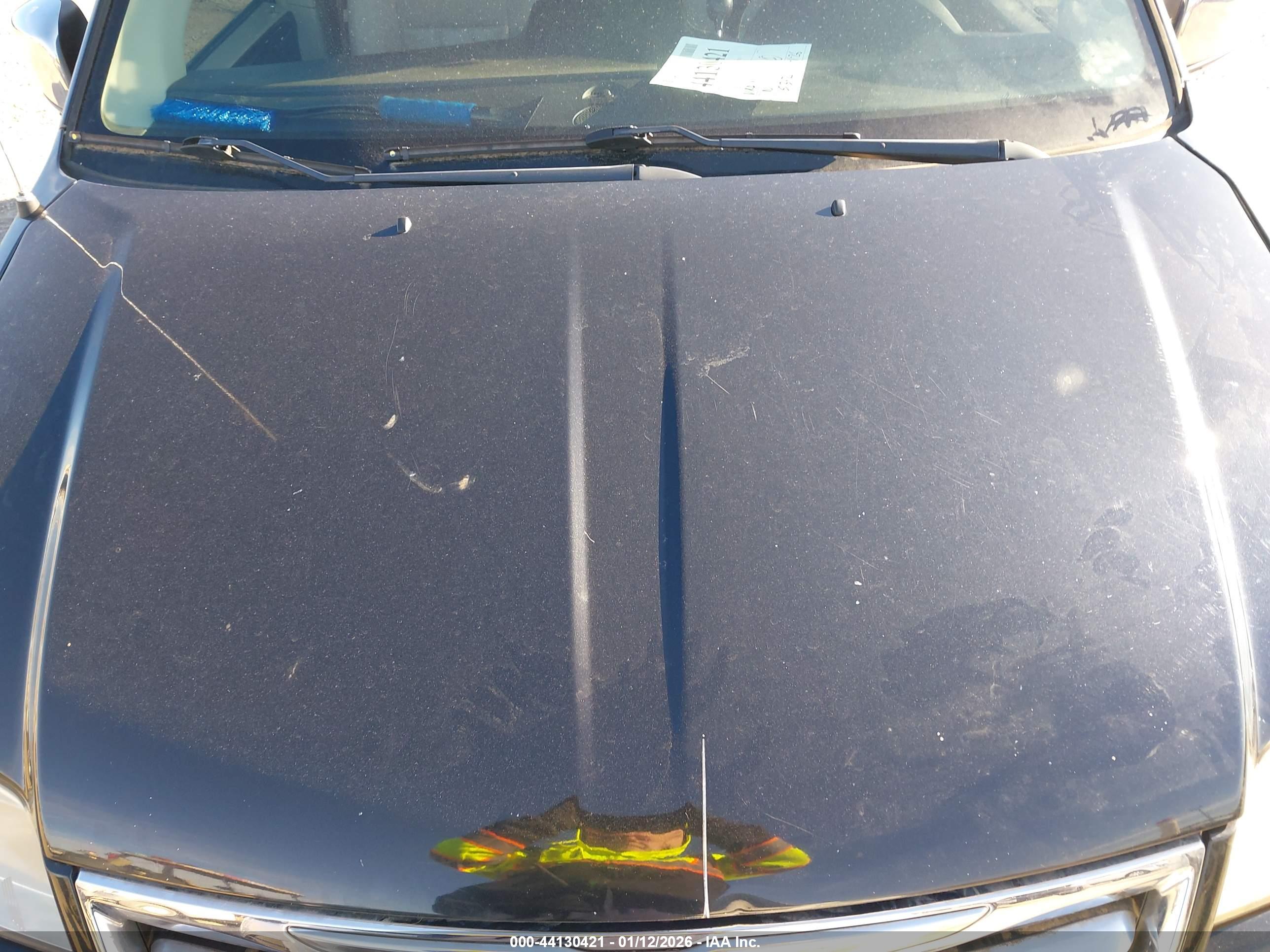 CHRYSLER TOWN image 6