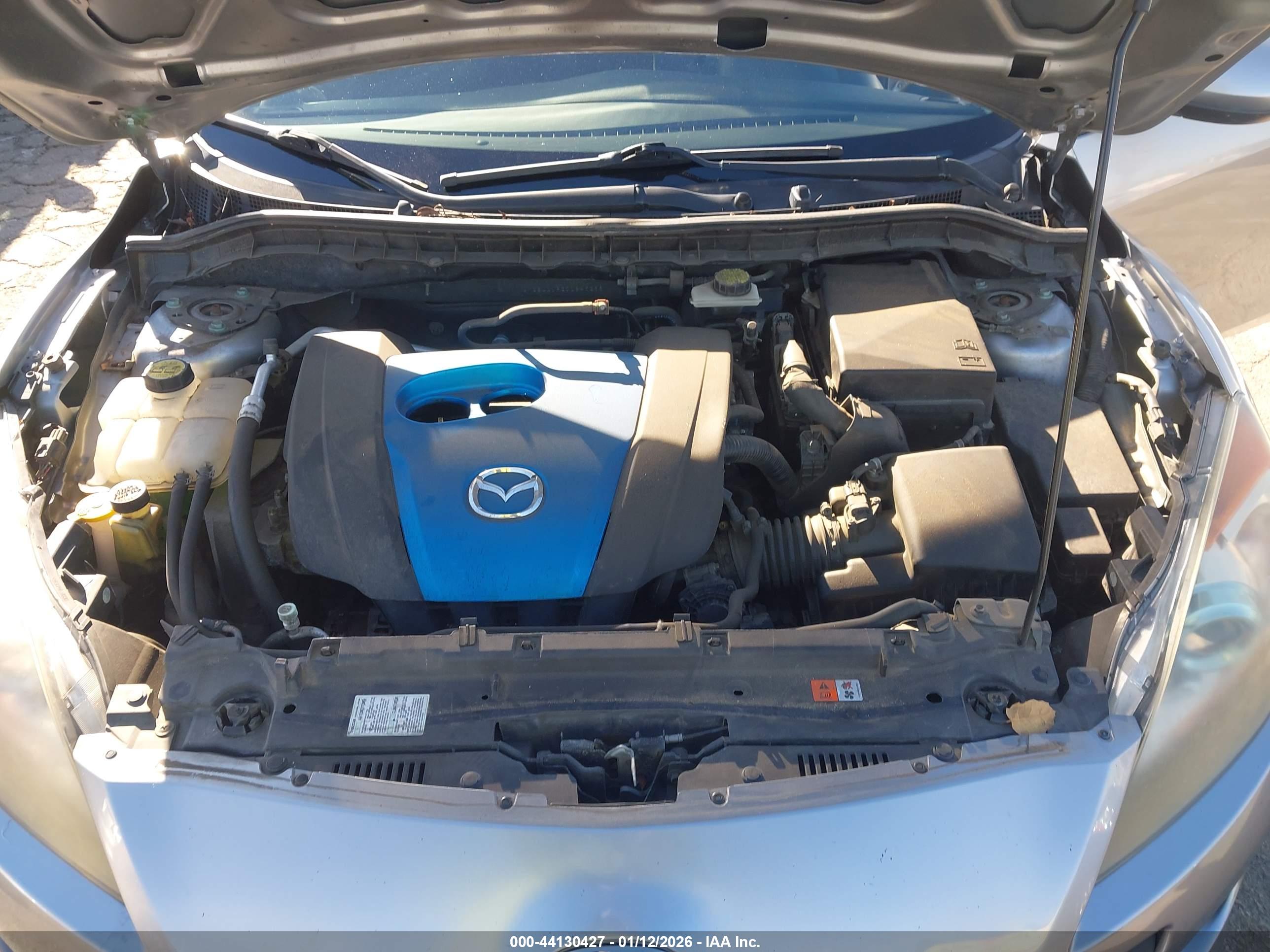 MAZDA MAZDA3 image 10